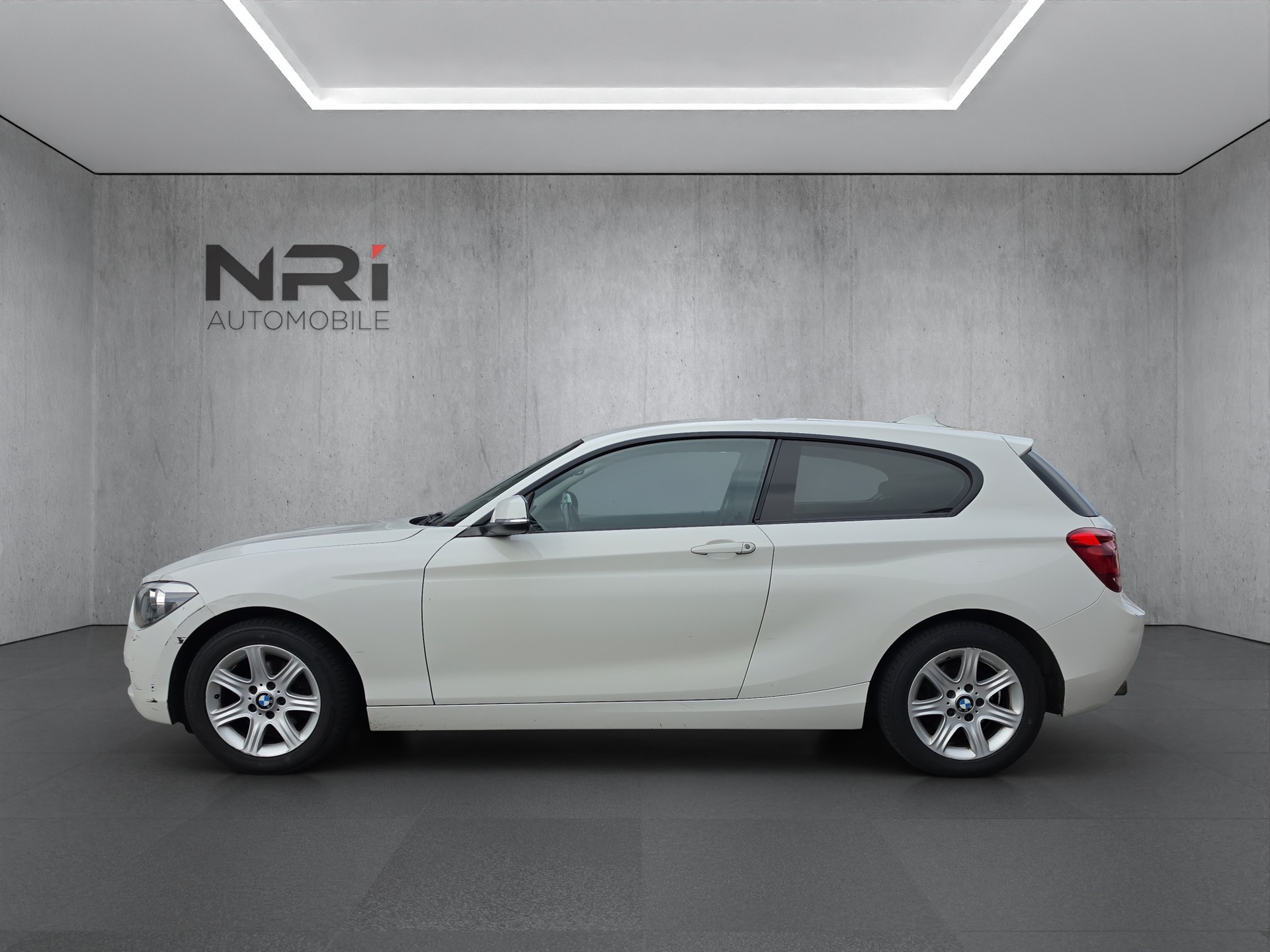 BMW 116d-image-7