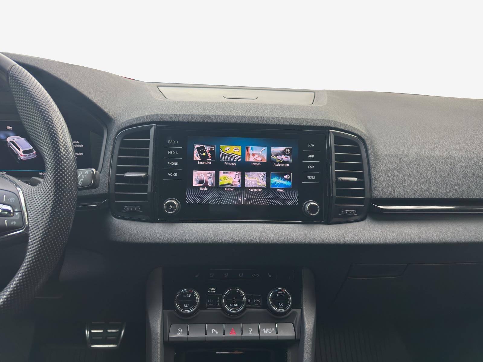 SKODA Karoq 2.0 TSI SportLine 4x4 DSG-image-10