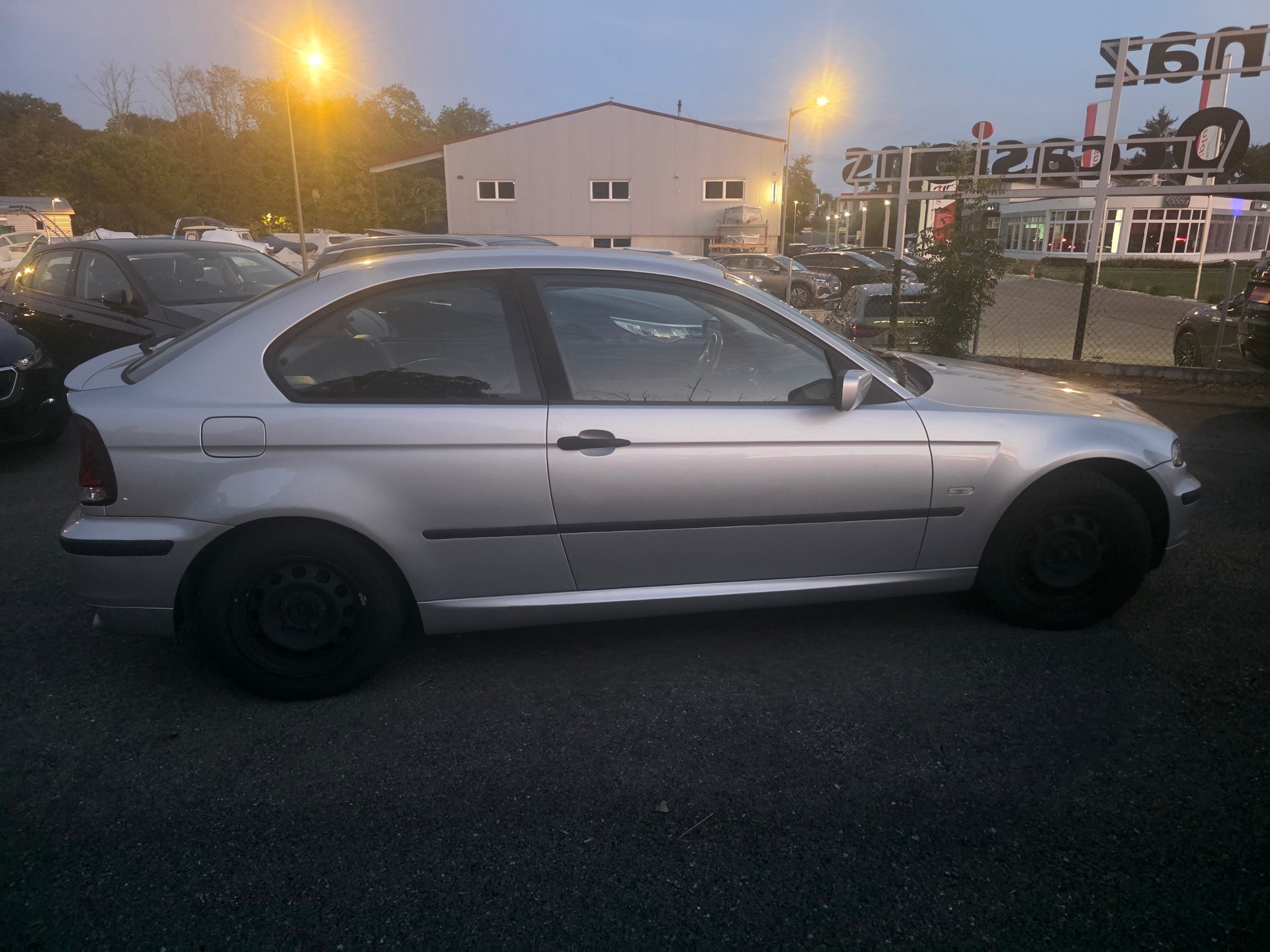 BMW 316 ti Compact-image-6