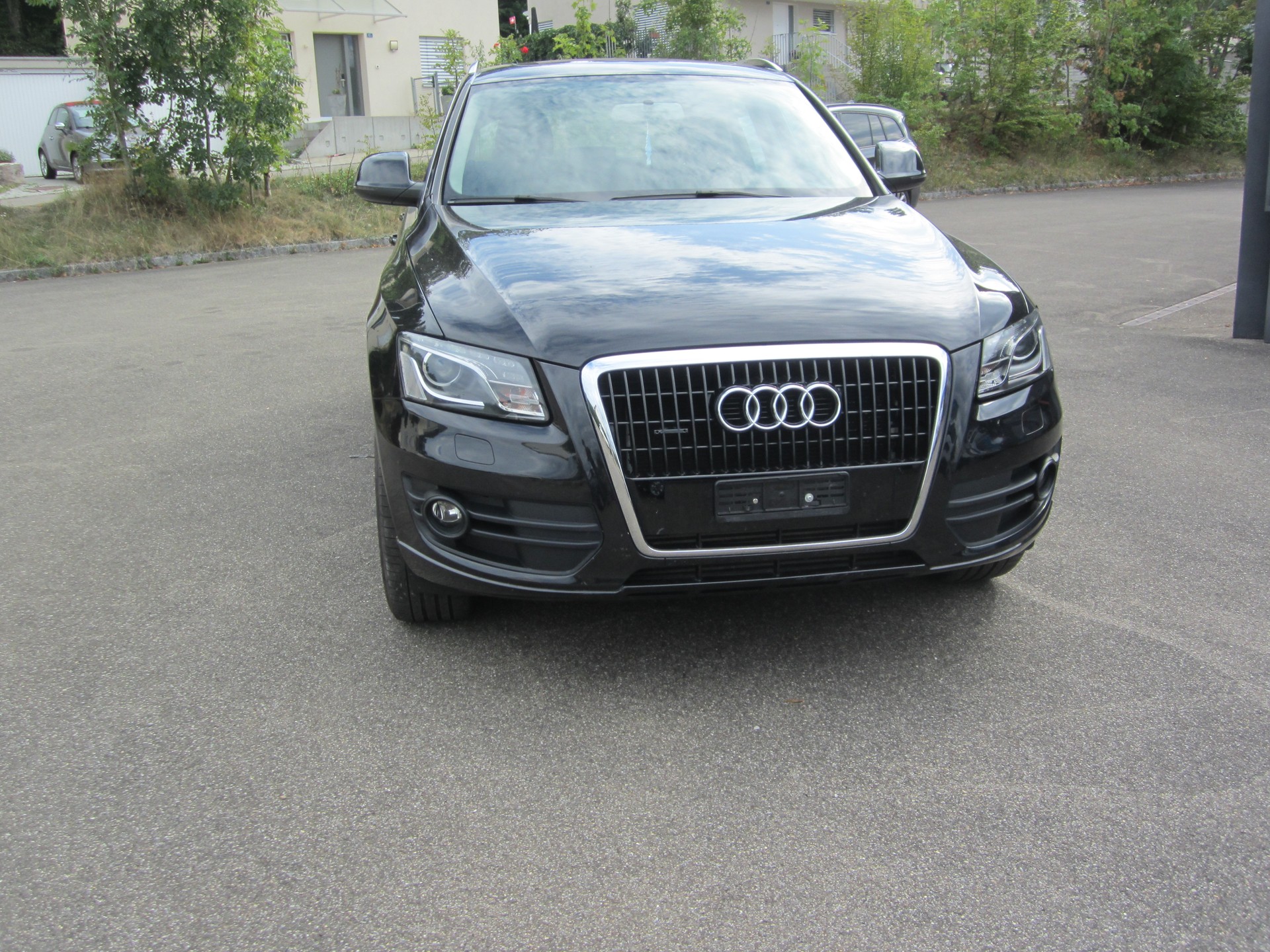 AUDI Q5 2.0 TFSI quattro S-tronic-image-11