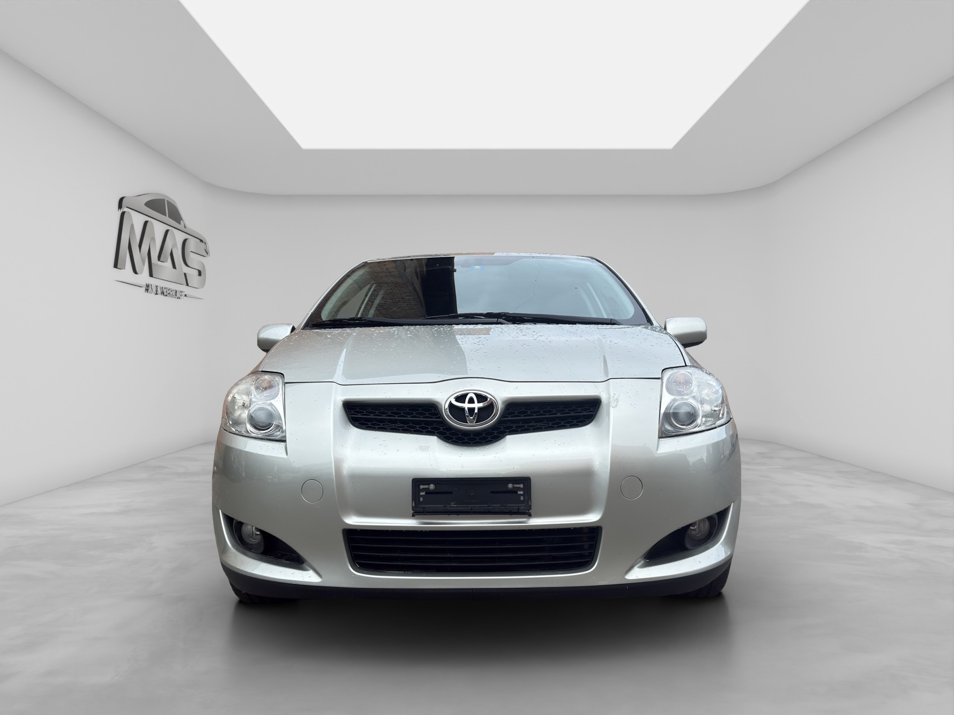 TOYOTA Auris 1.6 Linea Luna-showroom-element-1