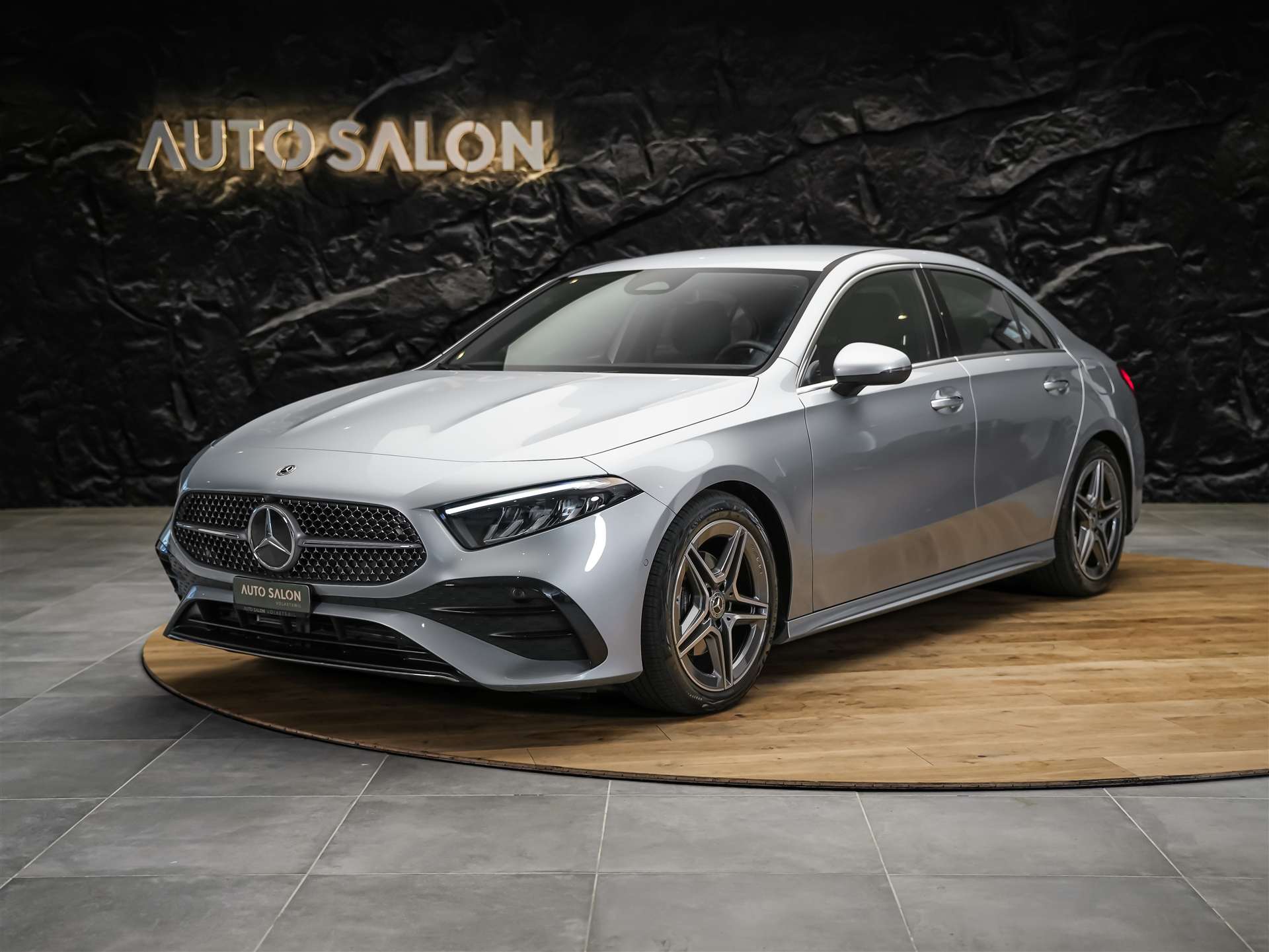 MERCEDES-BENZ A 200 d AMG Line 8G-DCT *LIMOUSINE*Facelift*Lenkradheizung*-showroom-element-1