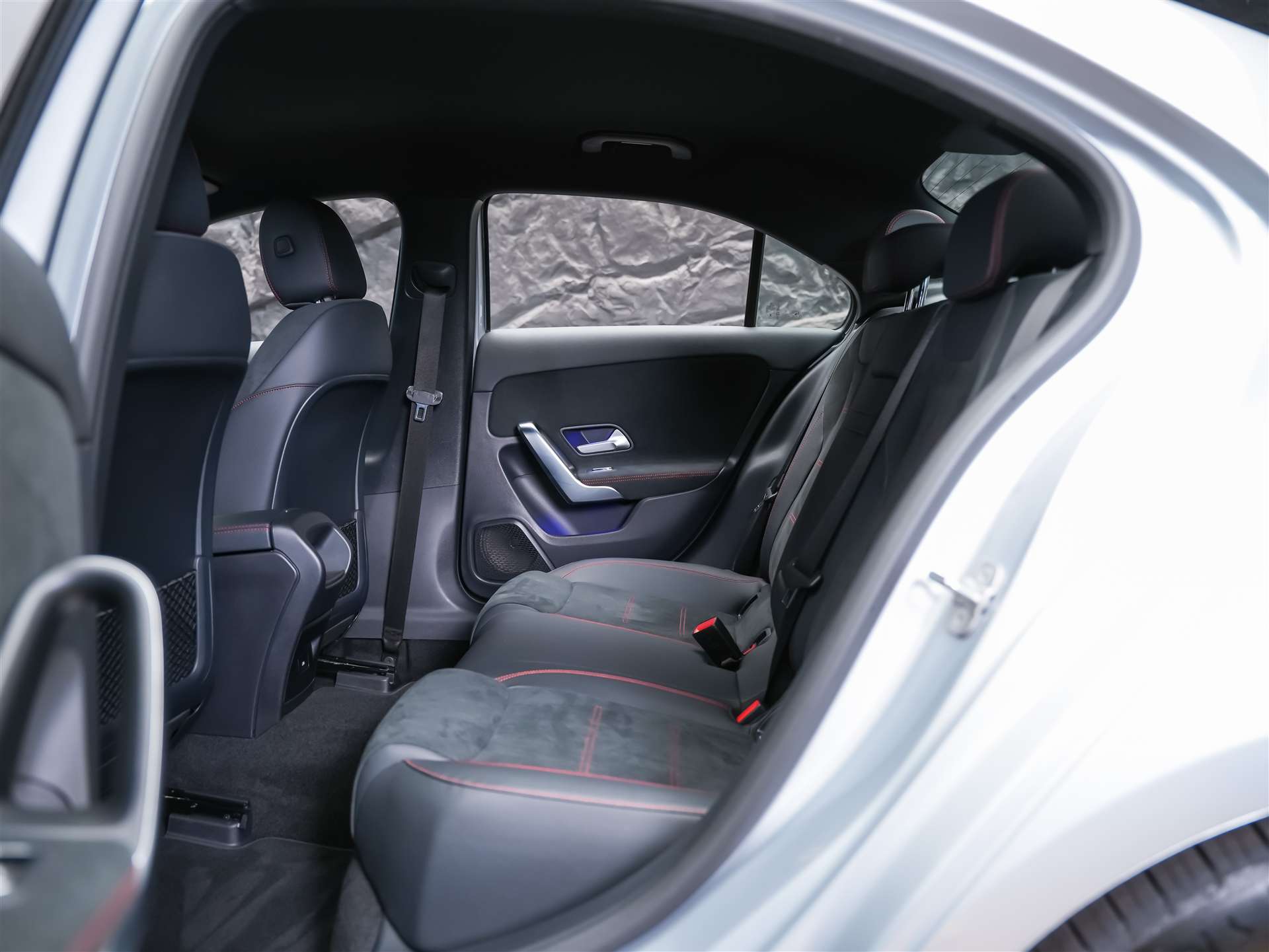 MERCEDES-BENZ A 200 d AMG Line 8G-DCT *LIMOUSINE*Facelift*Lenkradheizung*-image-11