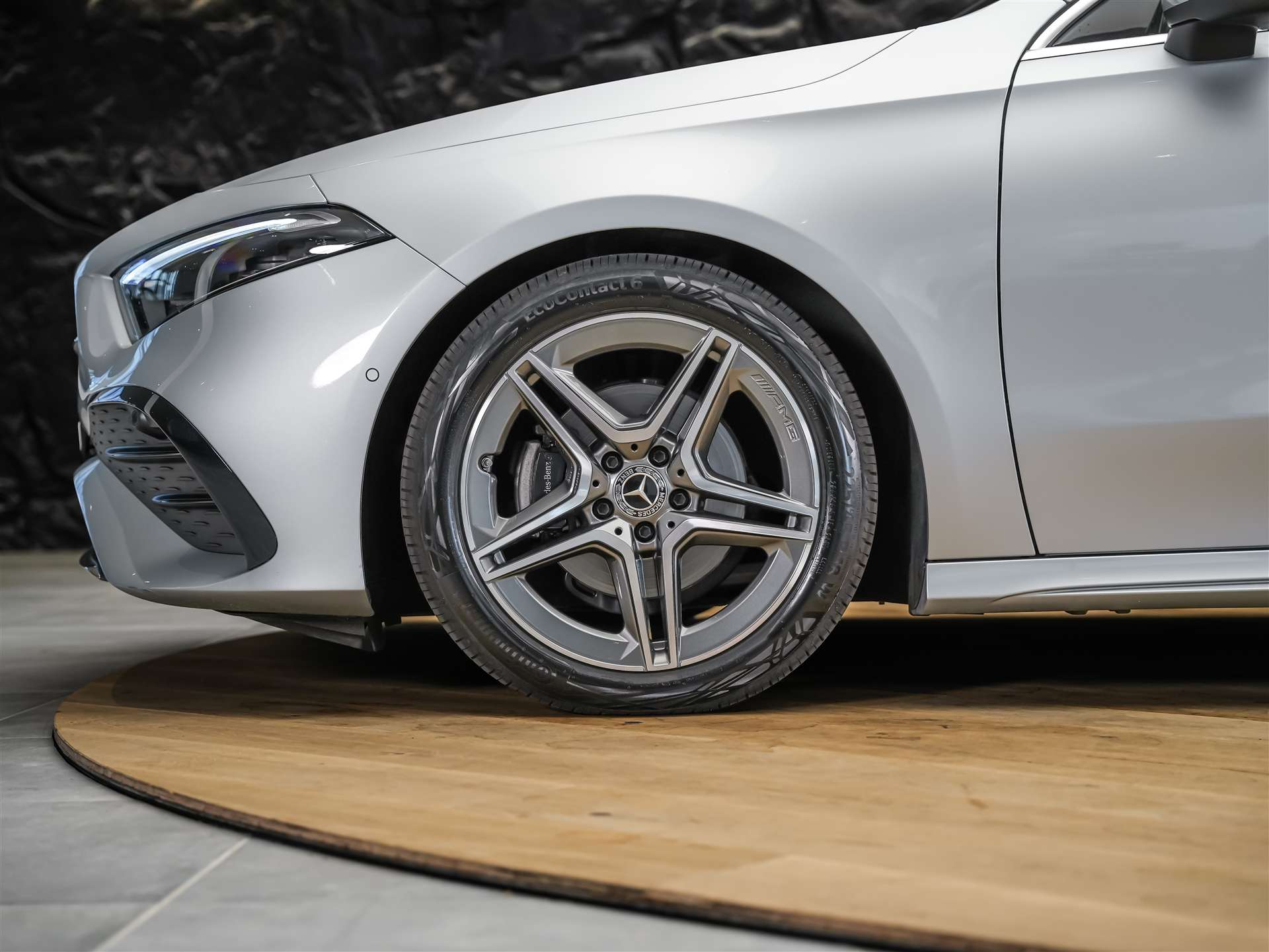 MERCEDES-BENZ A 200 d AMG Line 8G-DCT *LIMOUSINE*Facelift*Lenkradheizung*-image-15