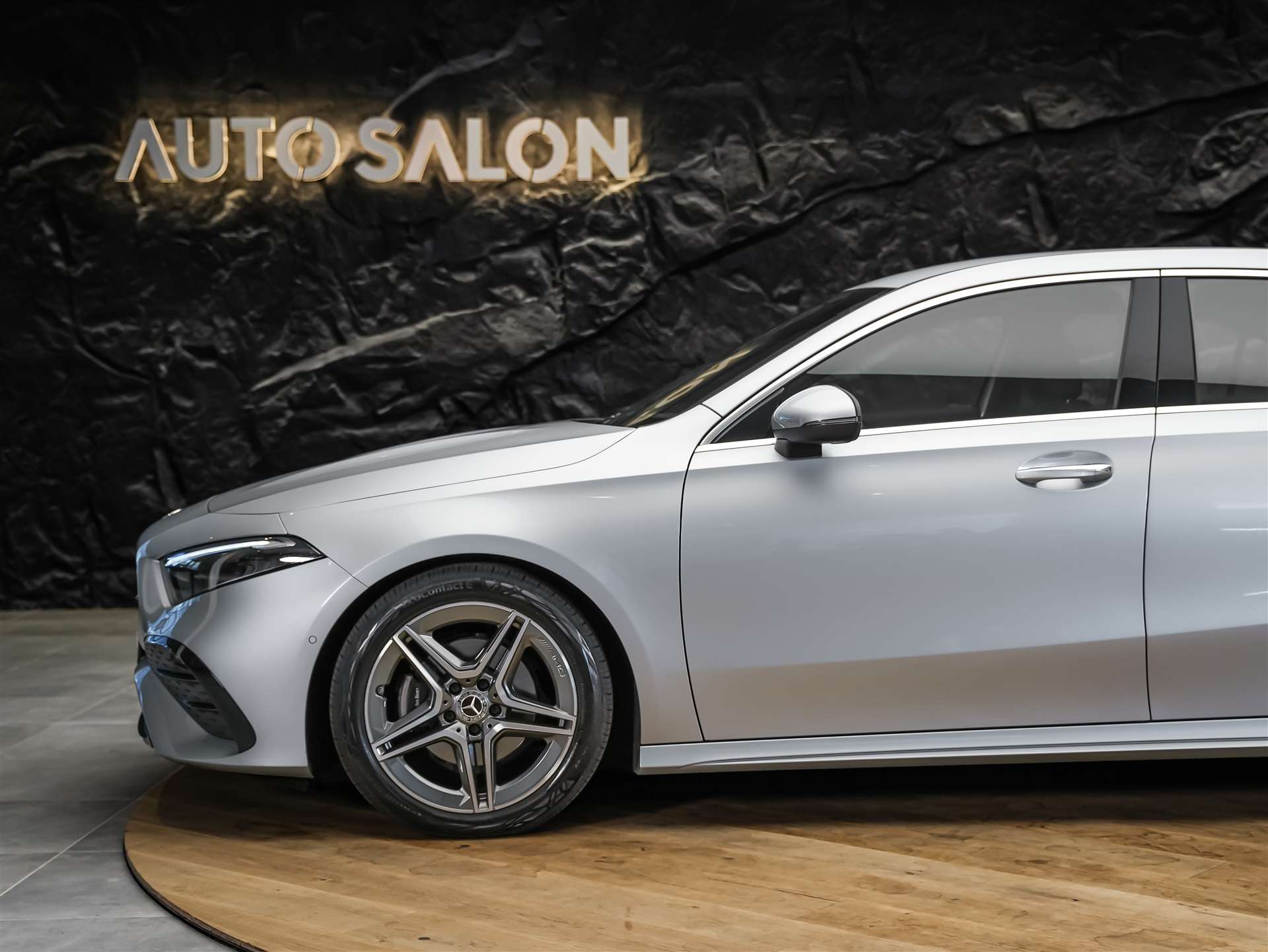 MERCEDES-BENZ A 200 d AMG Line 8G-DCT *LIMOUSINE*Facelift*Lenkradheizung*-image-14
