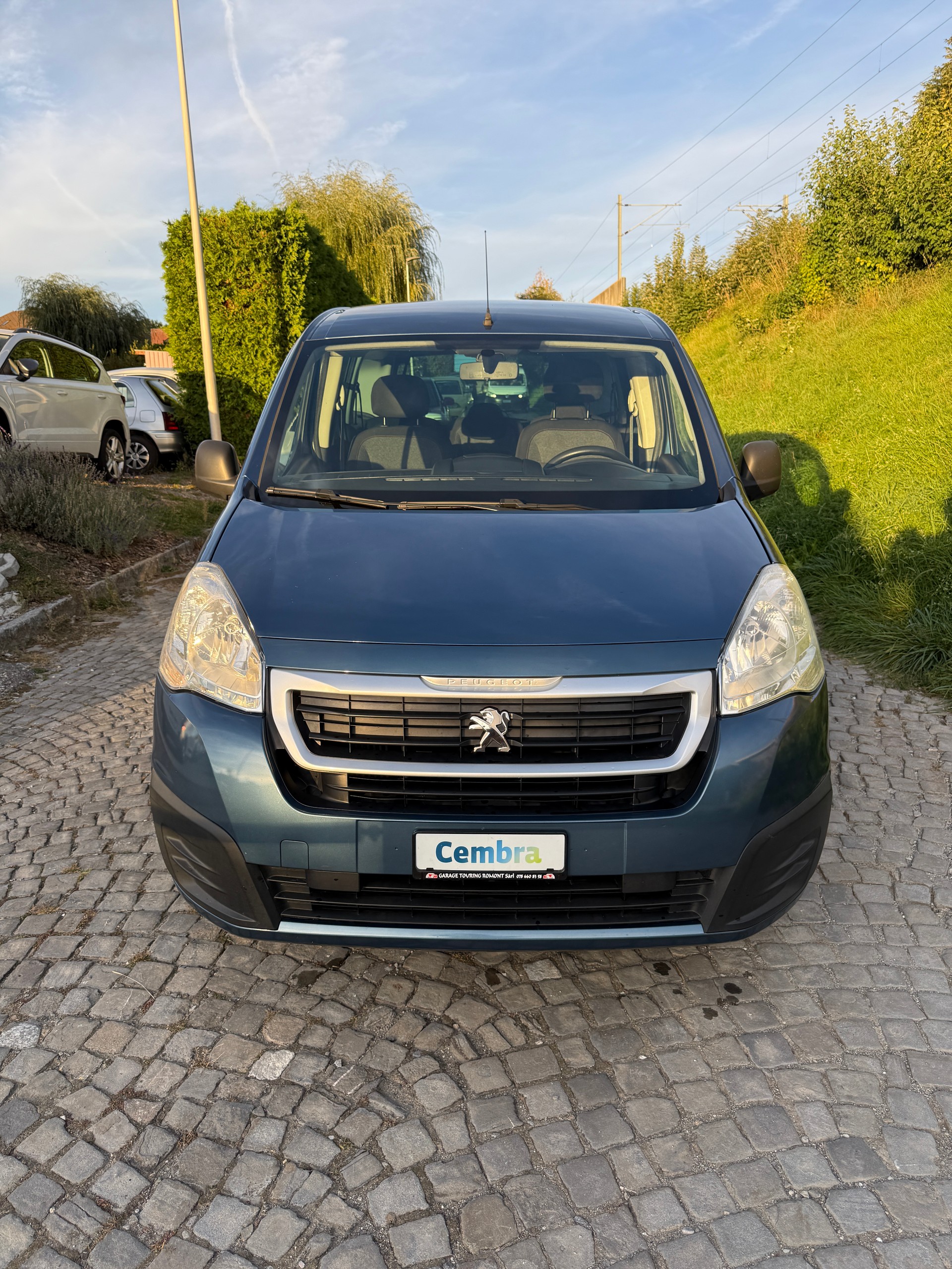 PEUGEOT Partner 1.2 PureTech Allure-showroom-element-2