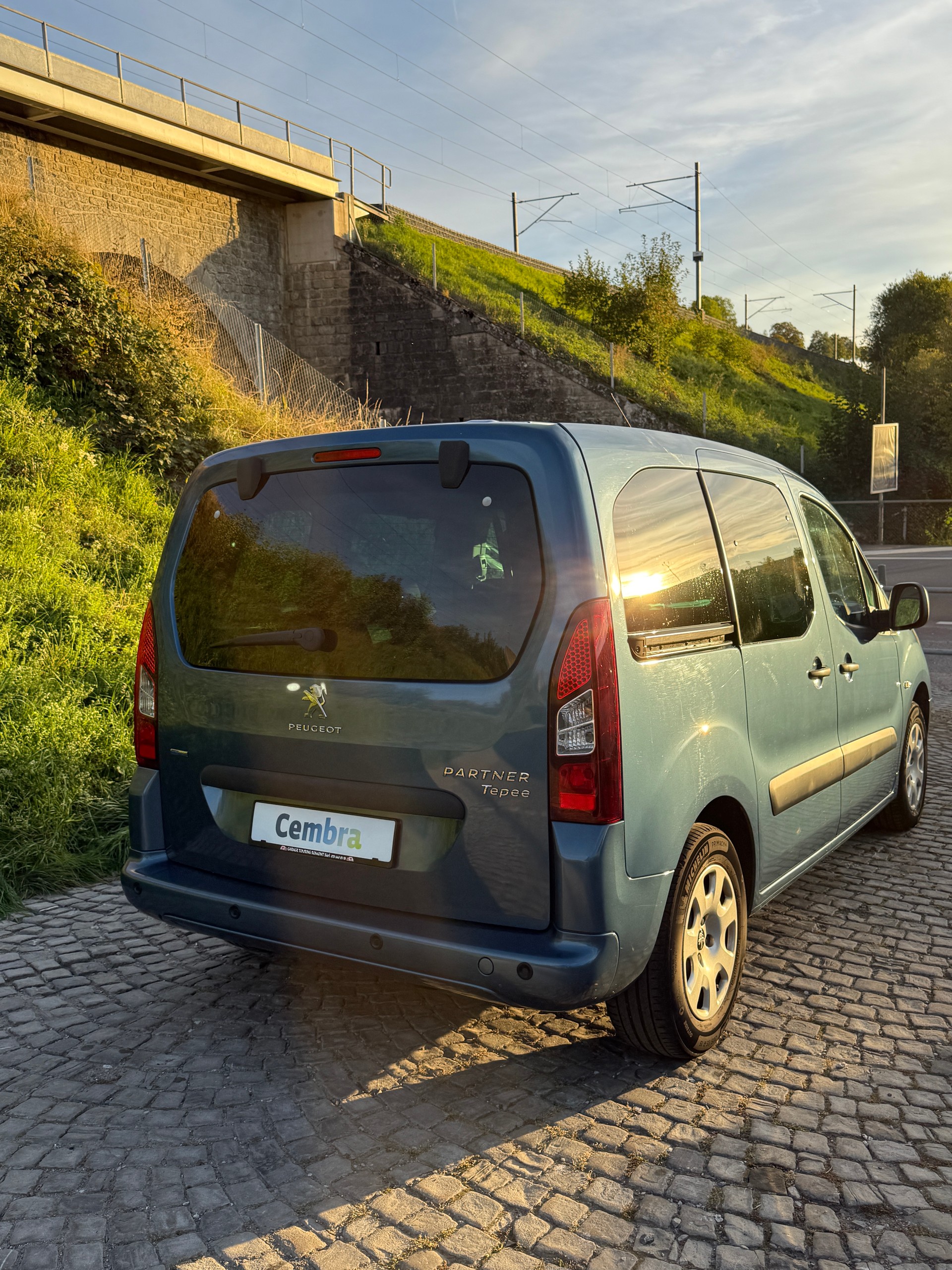 PEUGEOT Partner 1.2 PureTech Allure-showroom-element-1