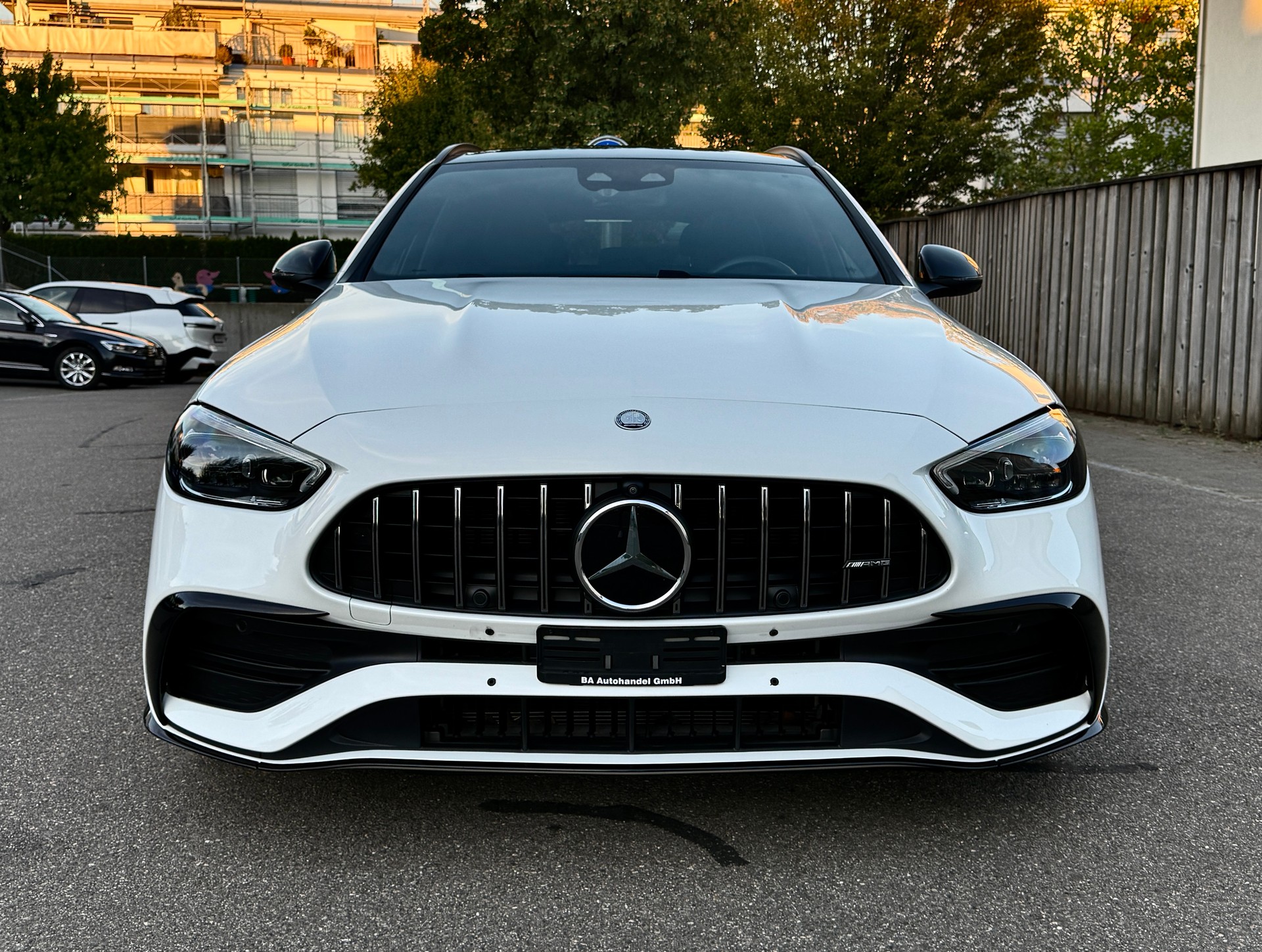 MERCEDES-BENZ C 43 AMG 4 MATIC*AMG DRIVERS PACKAGE*AMG REAL PERFORMANCE SOUND*EL. PANORAMA-GLASSCHIEBEDACH*-showroom-element-1