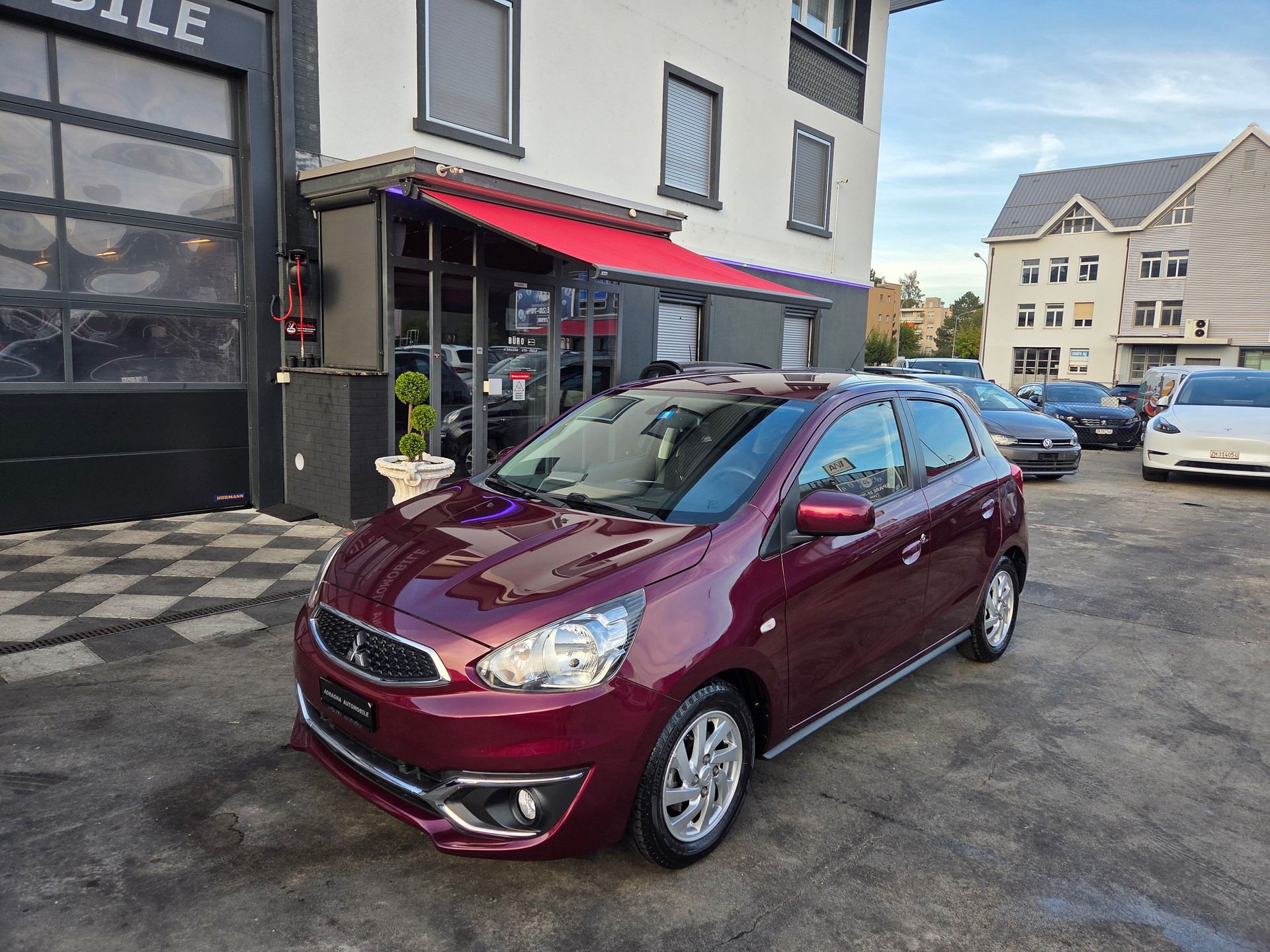 MITSUBISHI Space Star 1.2 Style CVT-showroom-element-2