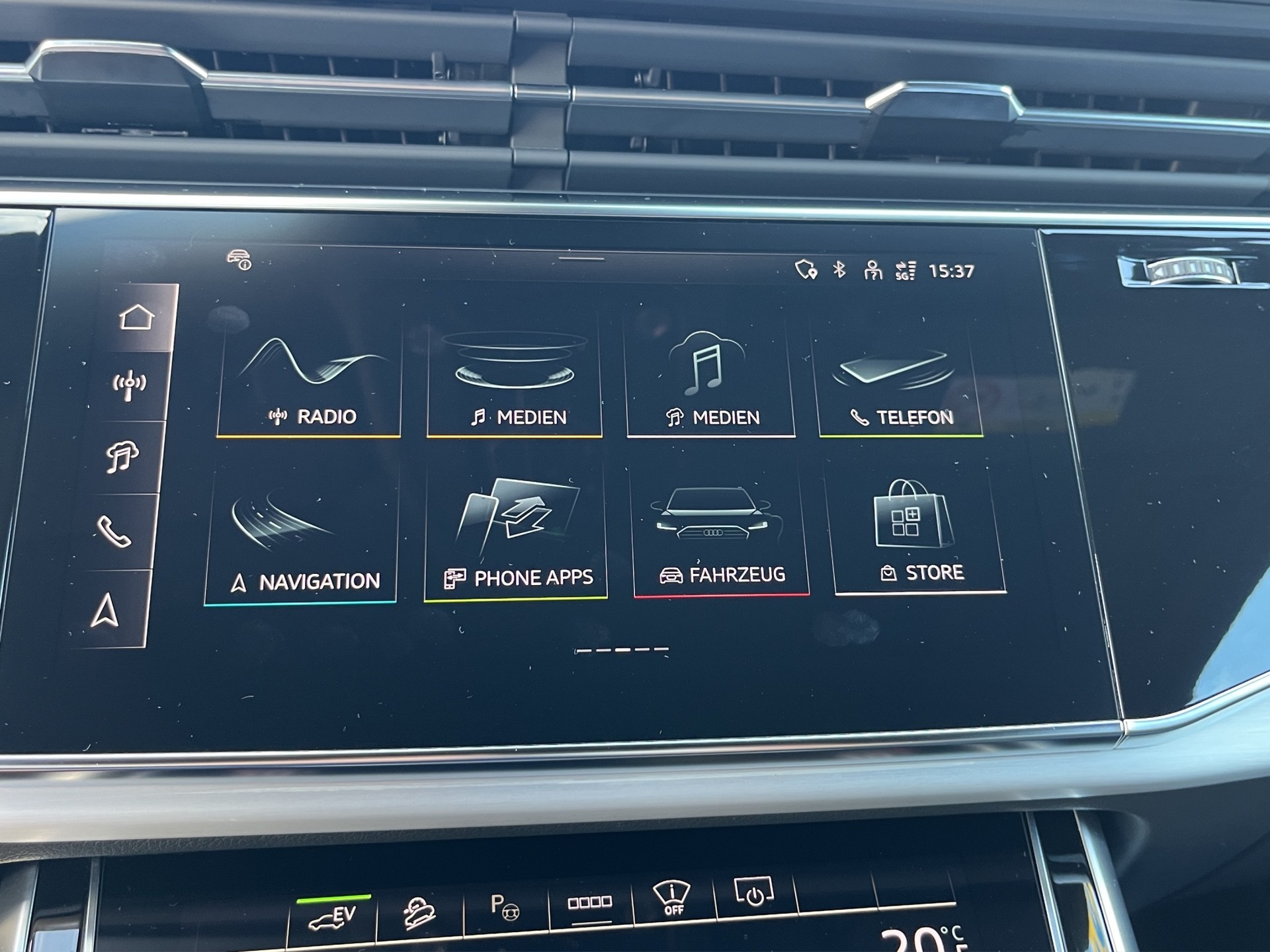 AUDI Q8 SUV TFSI e quattro 290 kW tiptronic*Standklima/Heizung, Allradlenkung, Panodach, B&O, Nachtsicht, (5-Jahre Garantie)-image-24