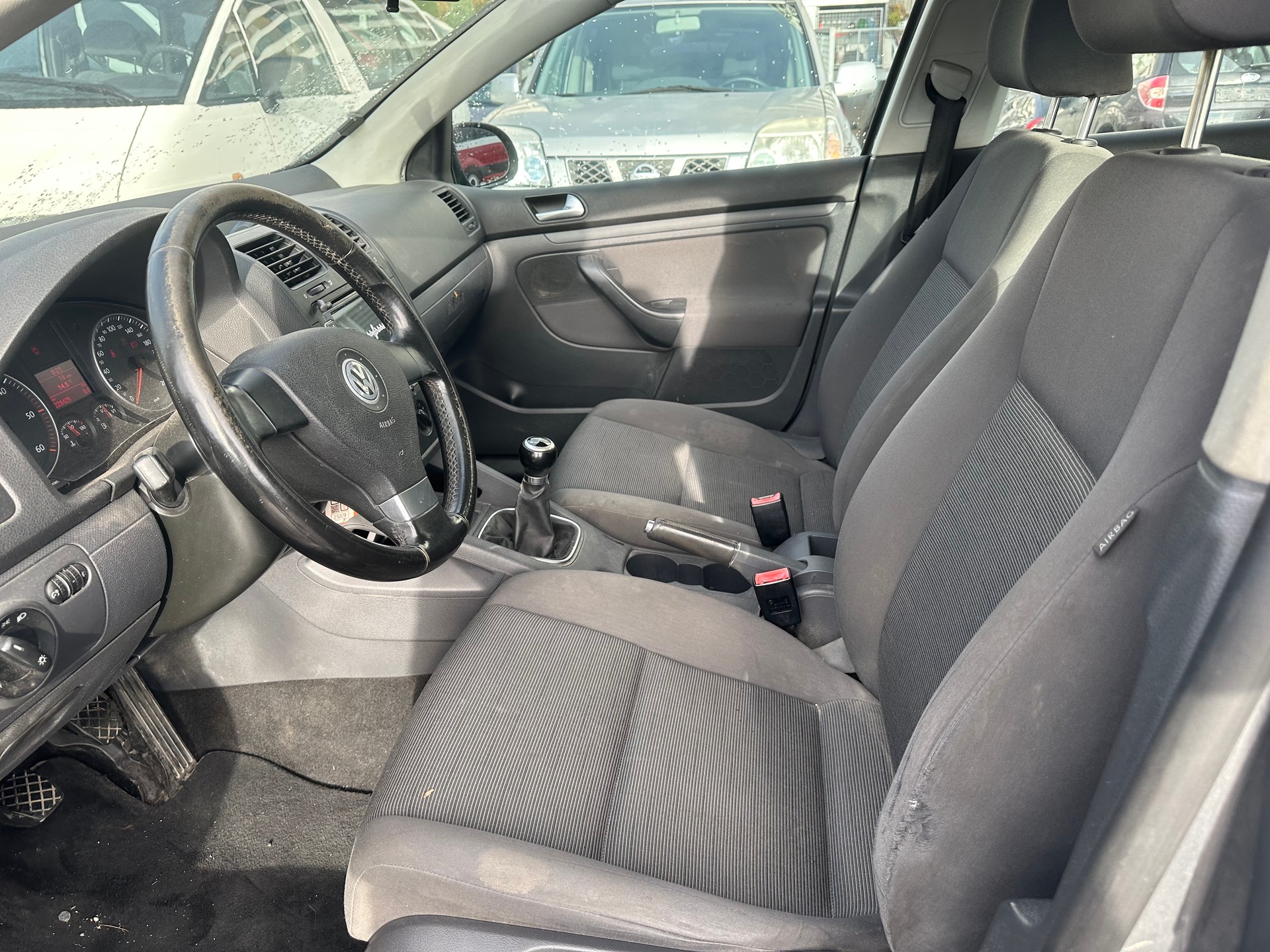 VW Golf 1.9 TDI Sportline 4Motion-image-7