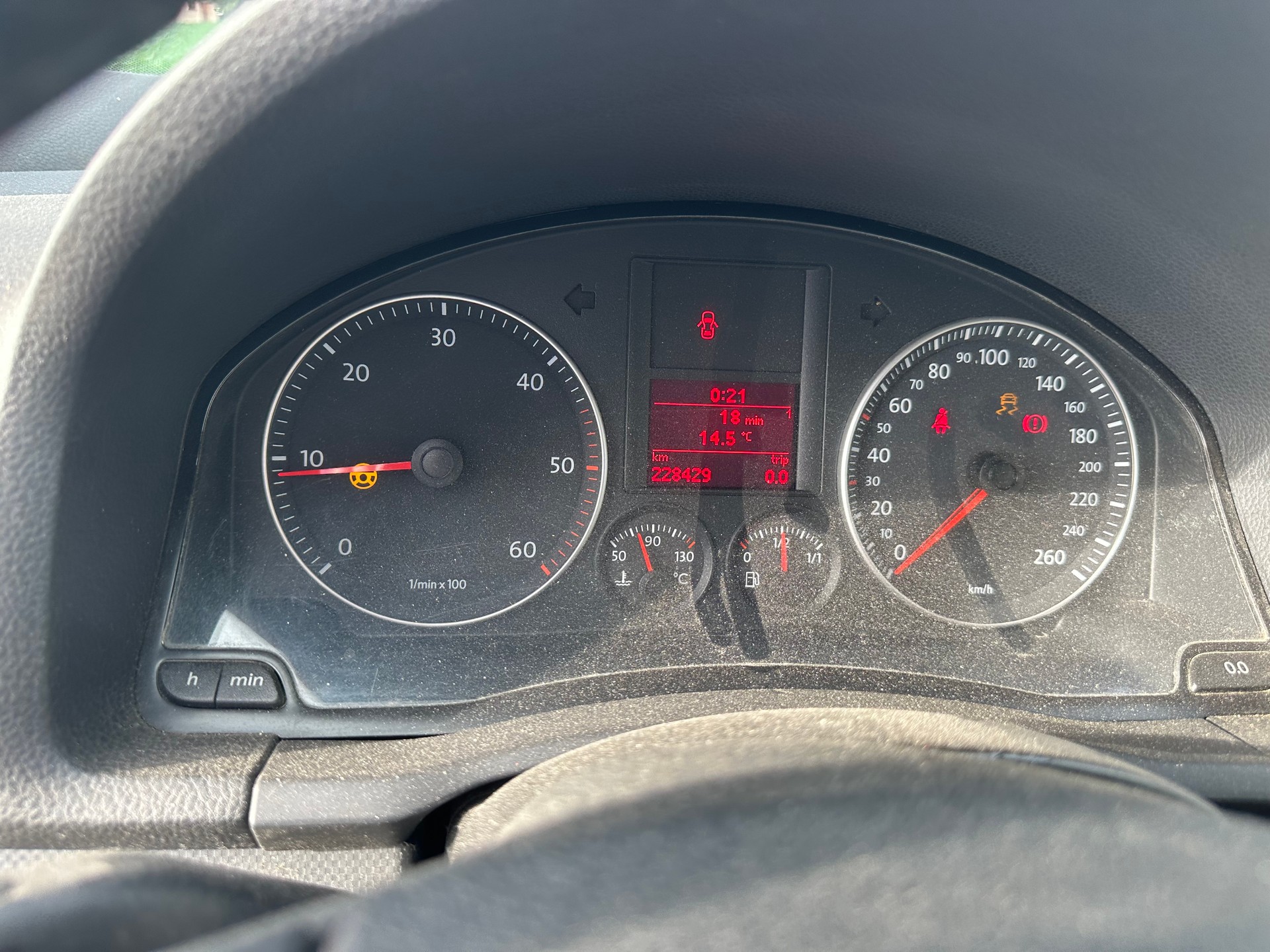 VW Golf 1.9 TDI Sportline 4Motion-image-9