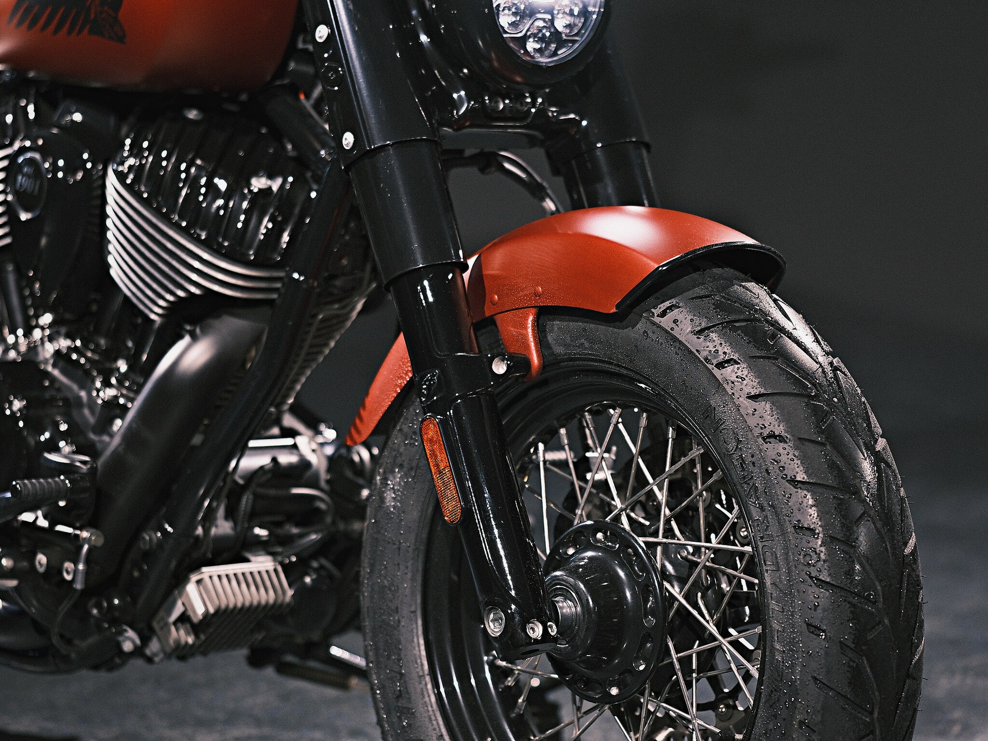 INDIAN Chief Bobber Dark Horse-image-14