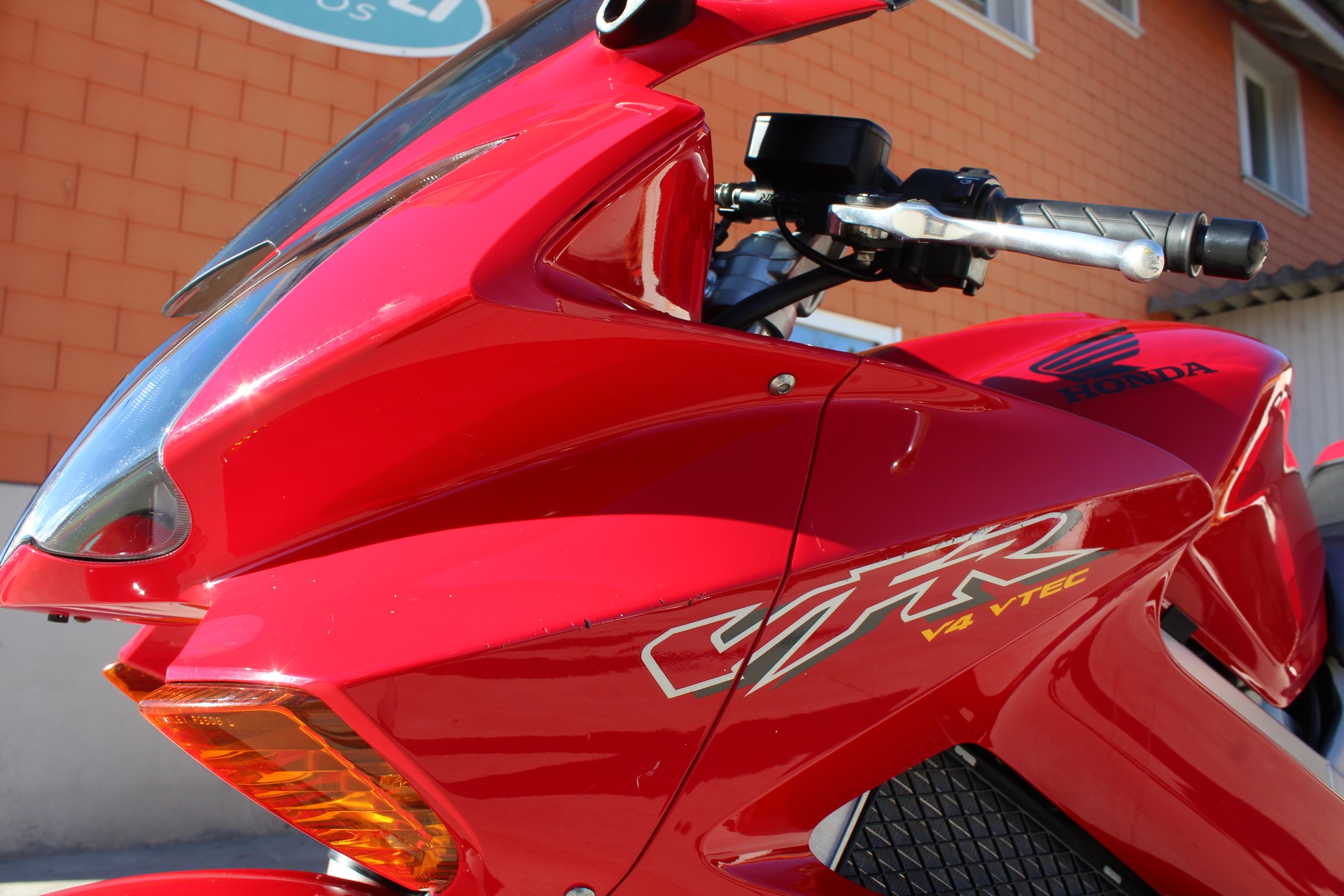 HONDA VFR 800 FI ABS-image-13