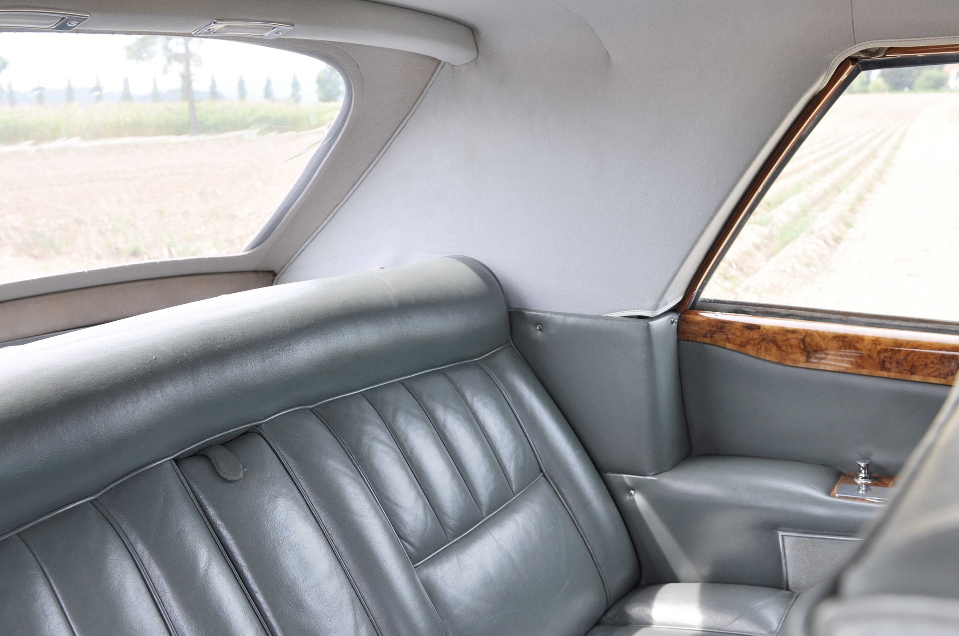 ROLLS-ROYCE CORNICHE DHC, Eintausch und Leasing möglich-image-14
