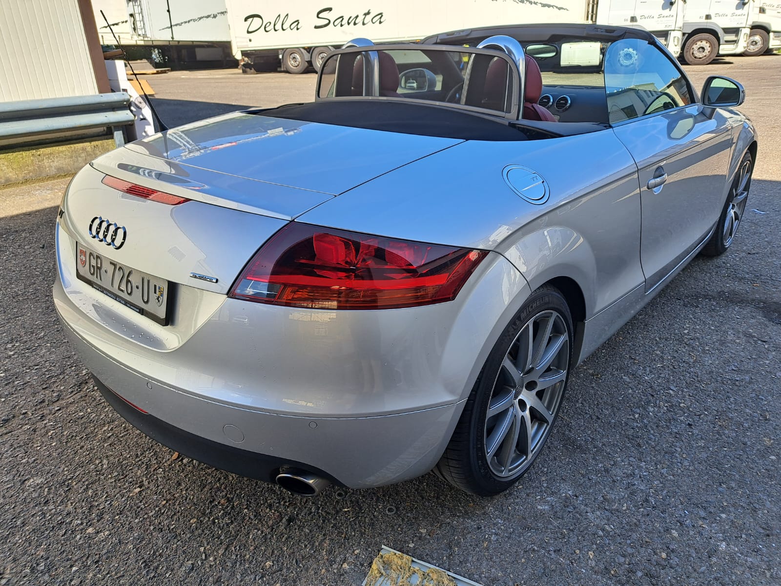 AUDI TT Roadster 3.2 quattro-image-6