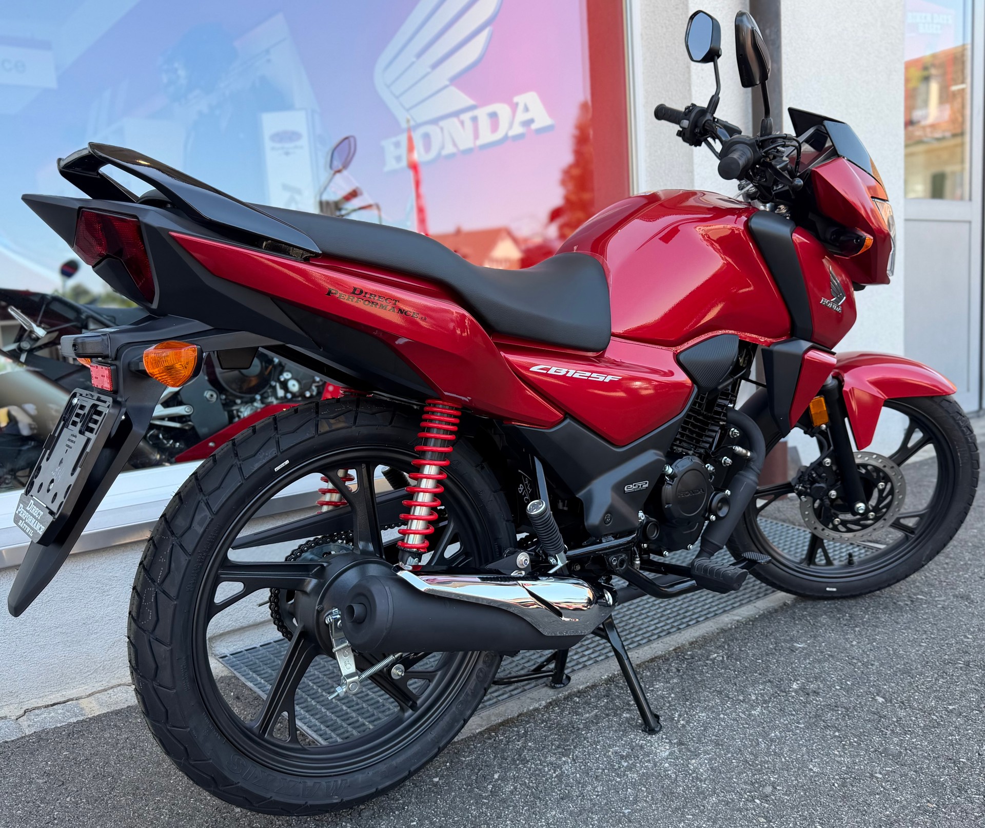 HONDA CBF 125 M-showroom-element-3