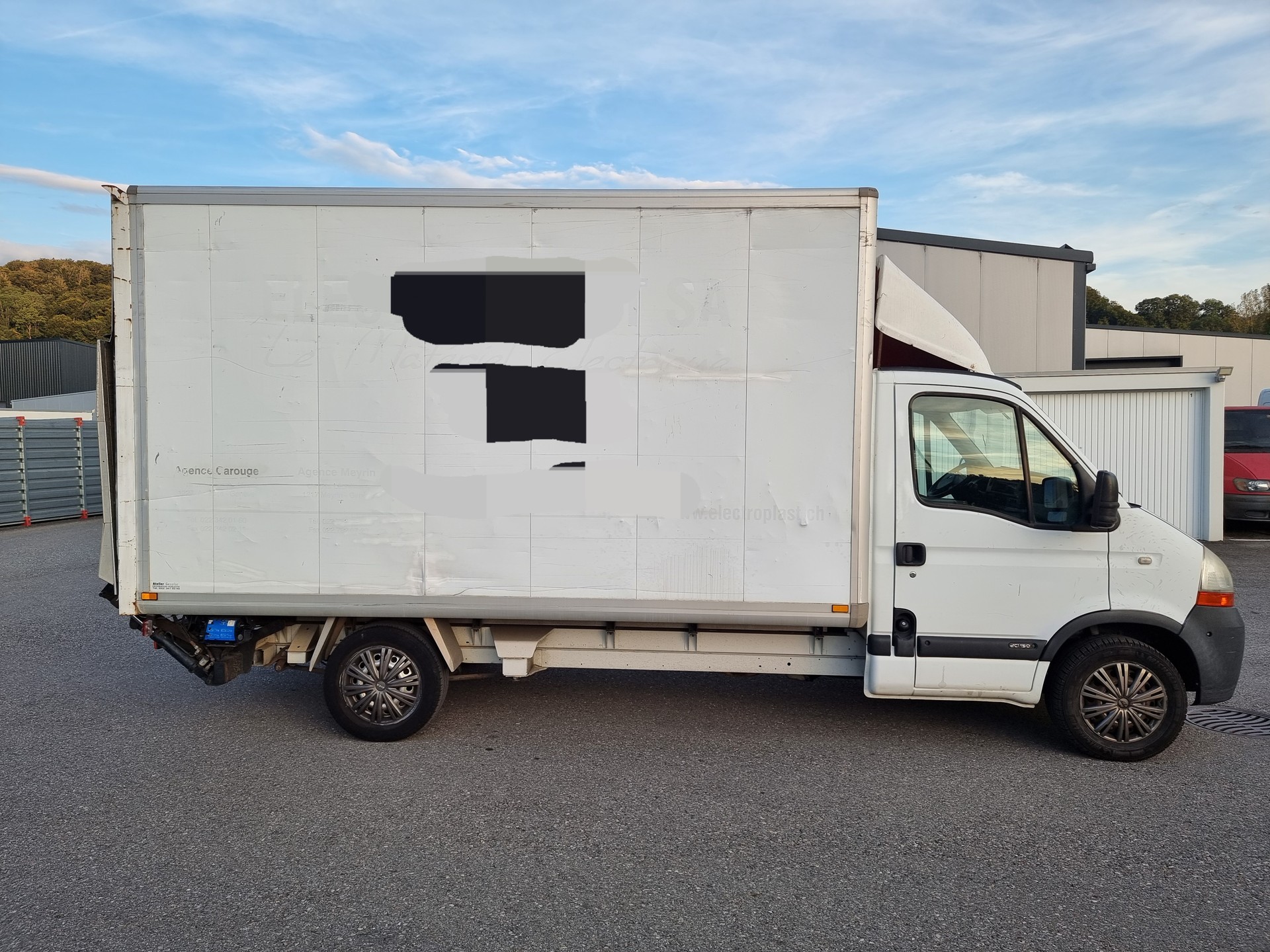 RENAULT Master T35 2.5dCi L3H1-image-6
