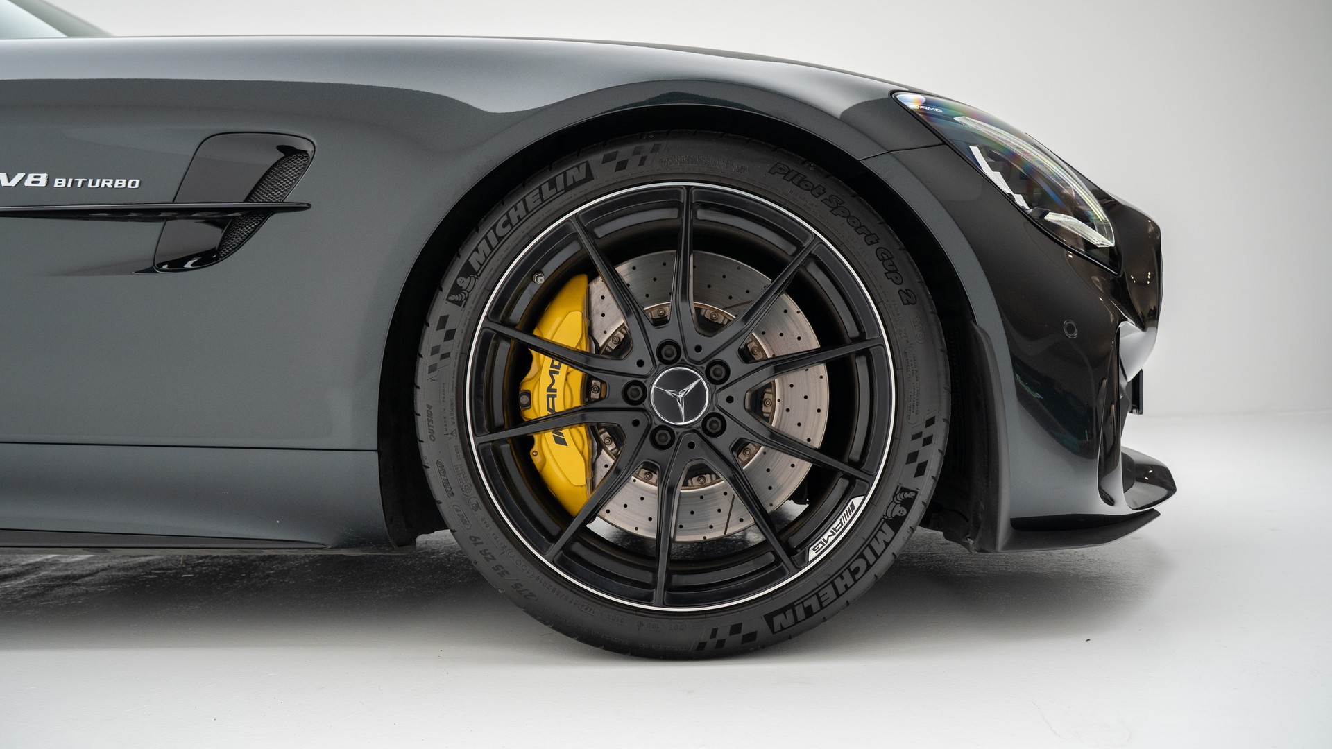 MERCEDES-BENZ AMG GT R Speedshift DCT-image-4