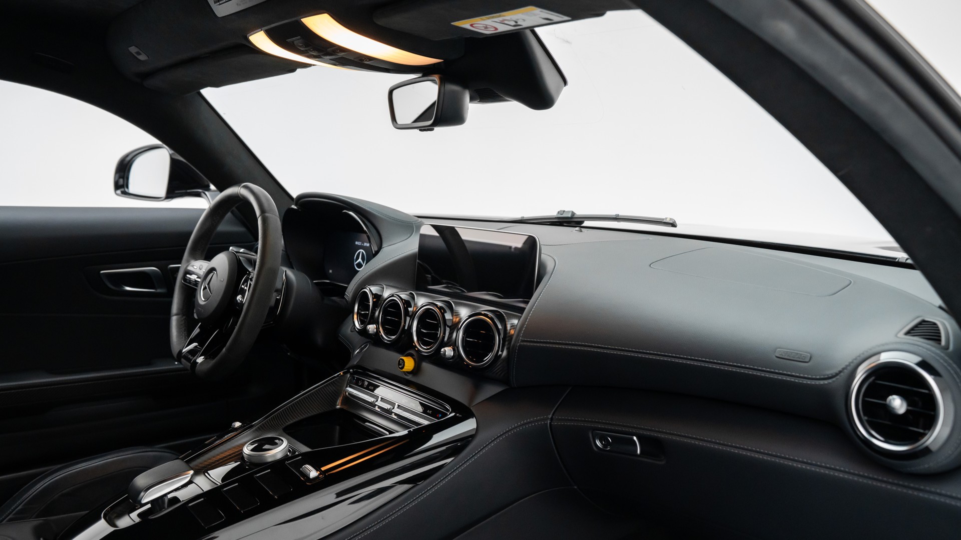 MERCEDES-BENZ AMG GT R Speedshift DCT-image-15