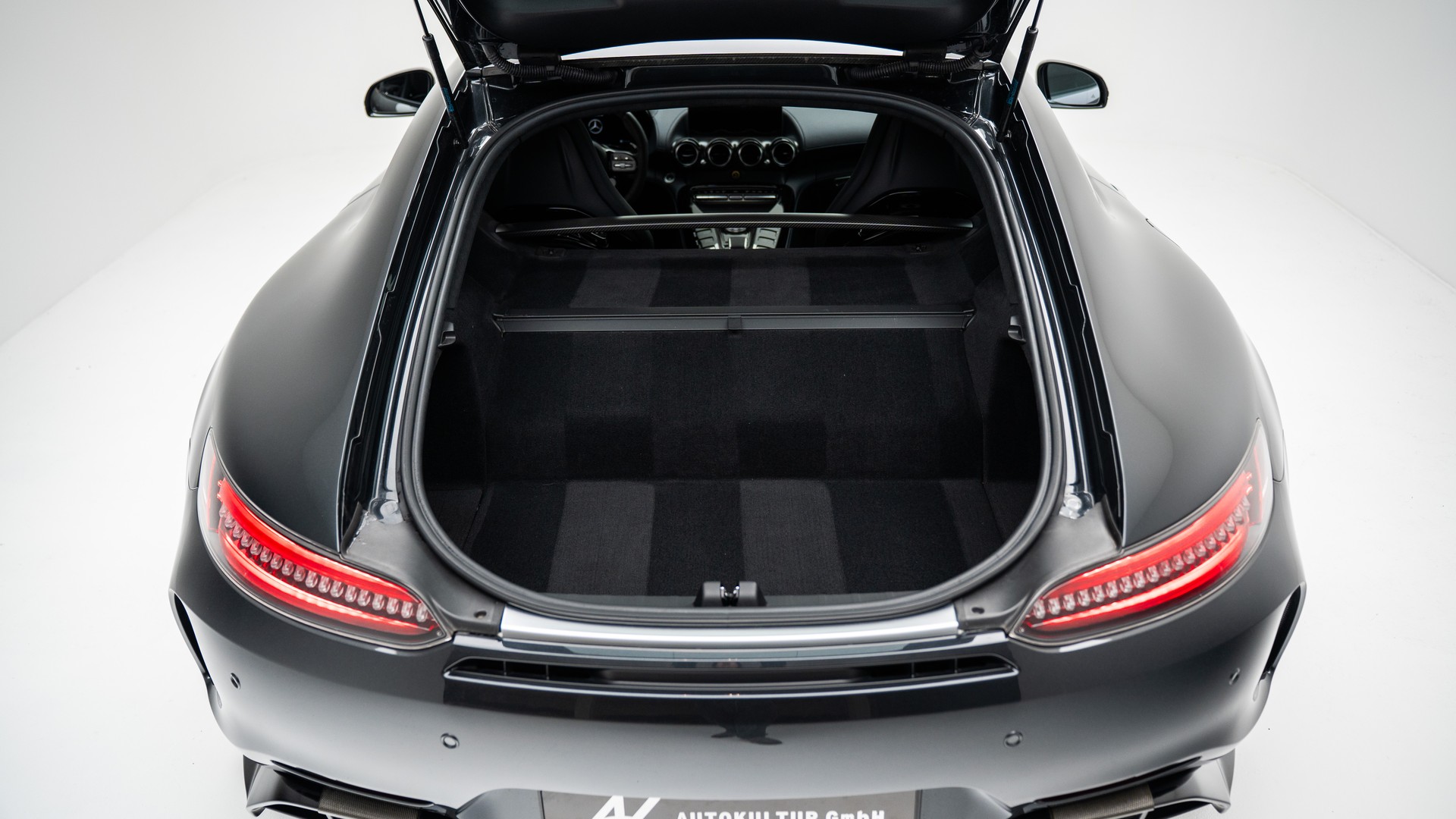 MERCEDES-BENZ AMG GT R Speedshift DCT-image-6