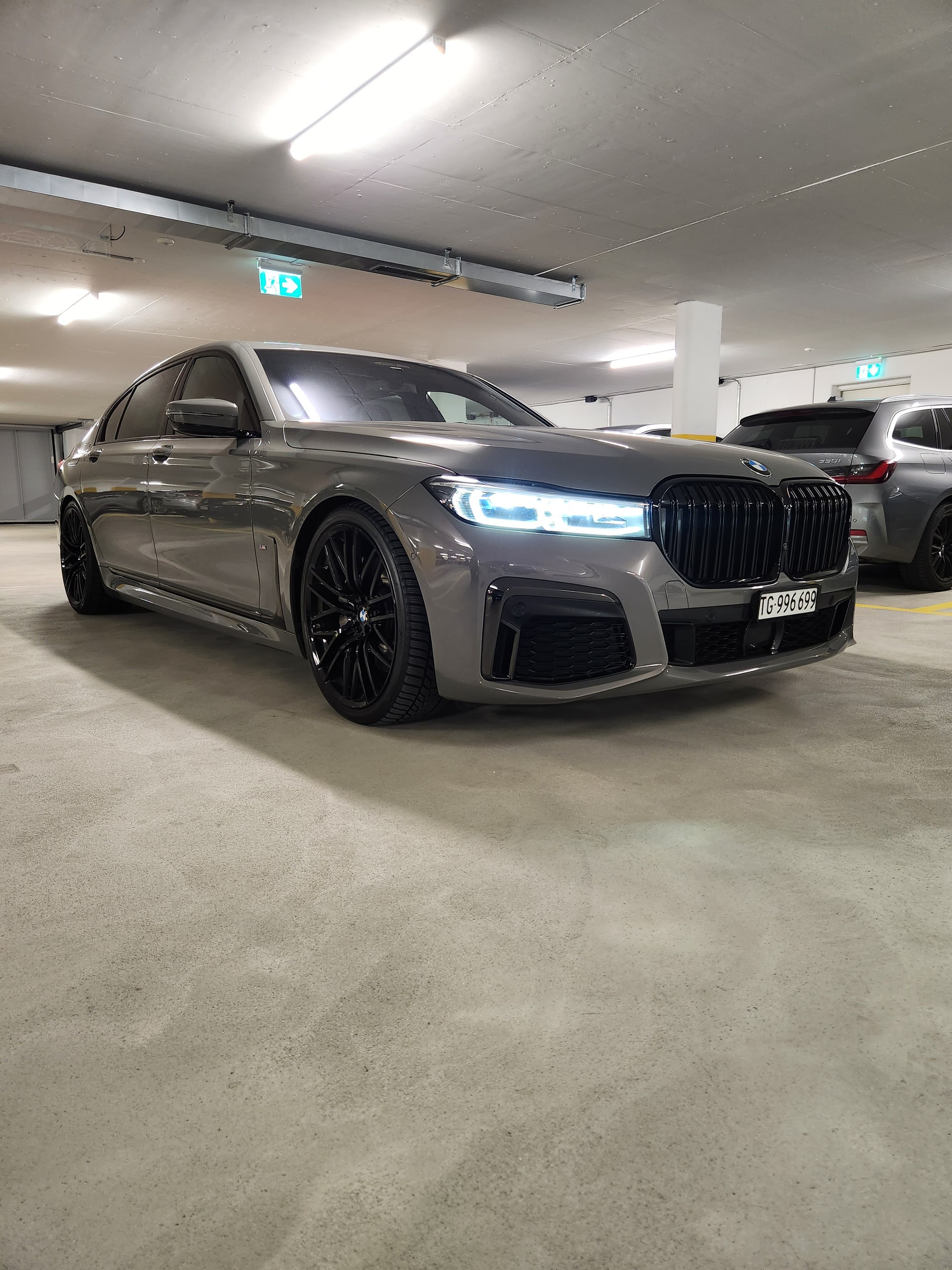 BMW 745Le xDrive Steptronic