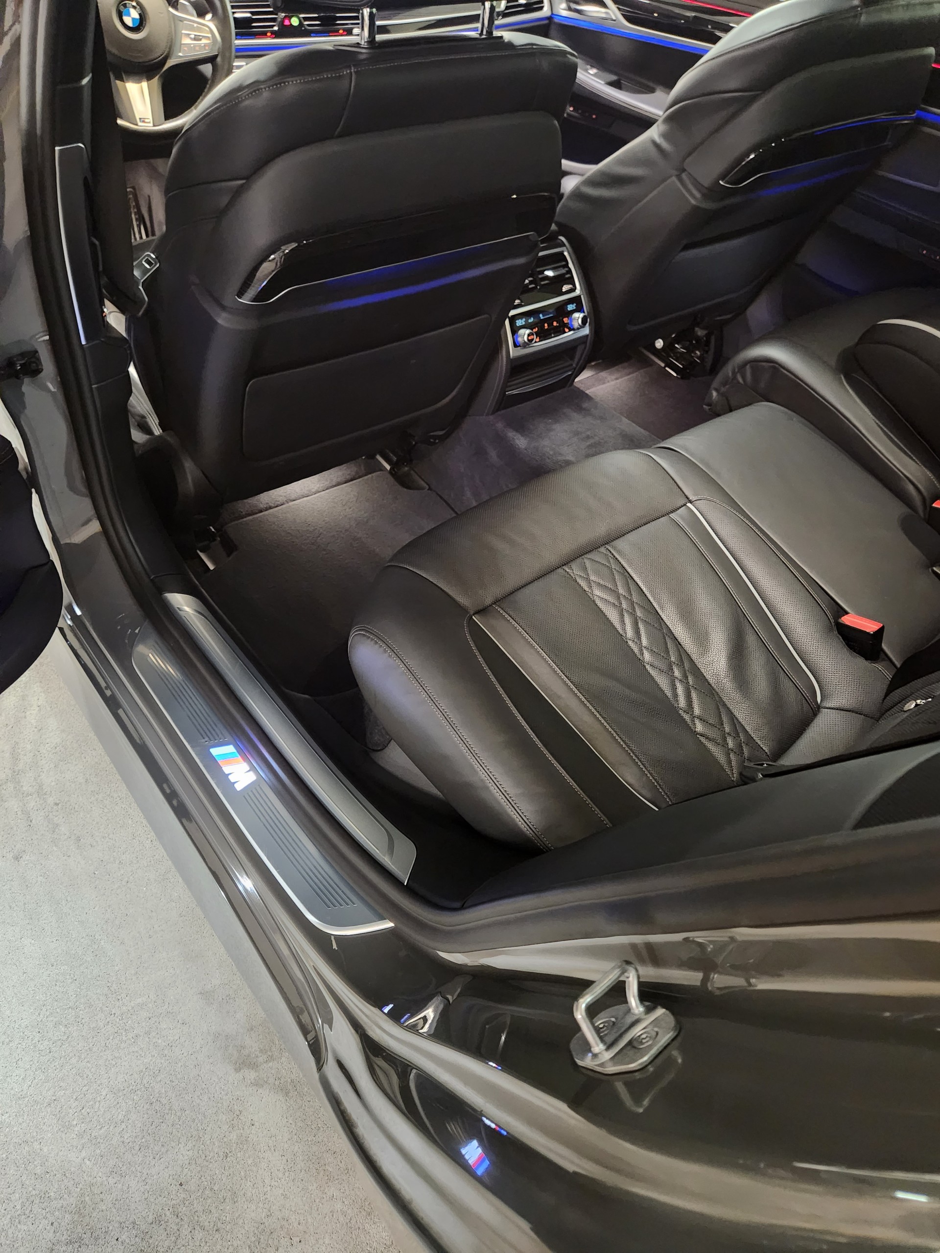 BMW 745Le xDrive Steptronic-image-7
