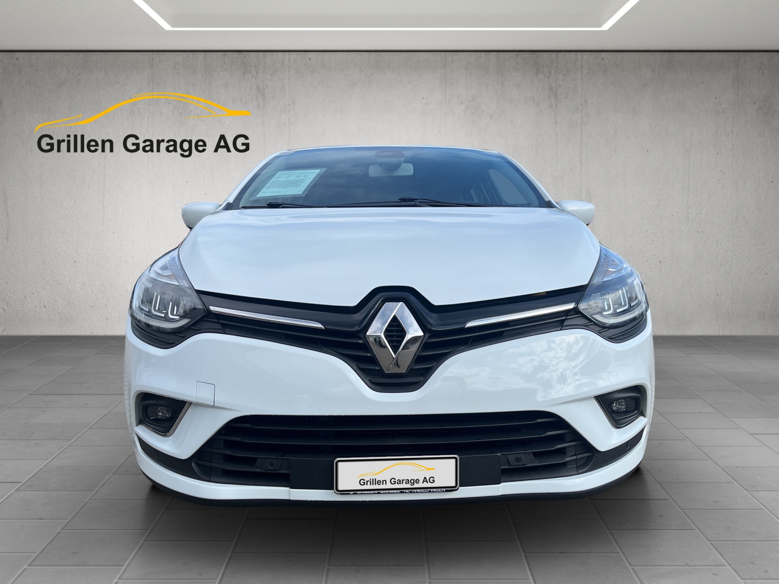 RENAULT Clio 1.2 TCe 120 90th Anniv. S/S-image-7