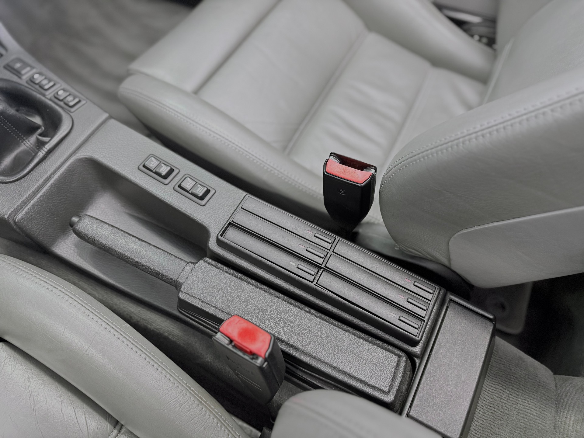 BMW 318i Cabrio ABS-image-14