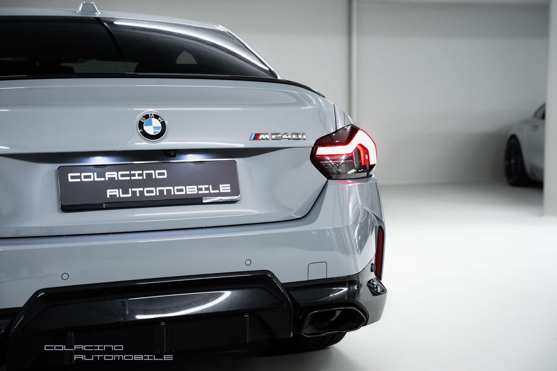BMW M240i xDrive Steptronic-image-7