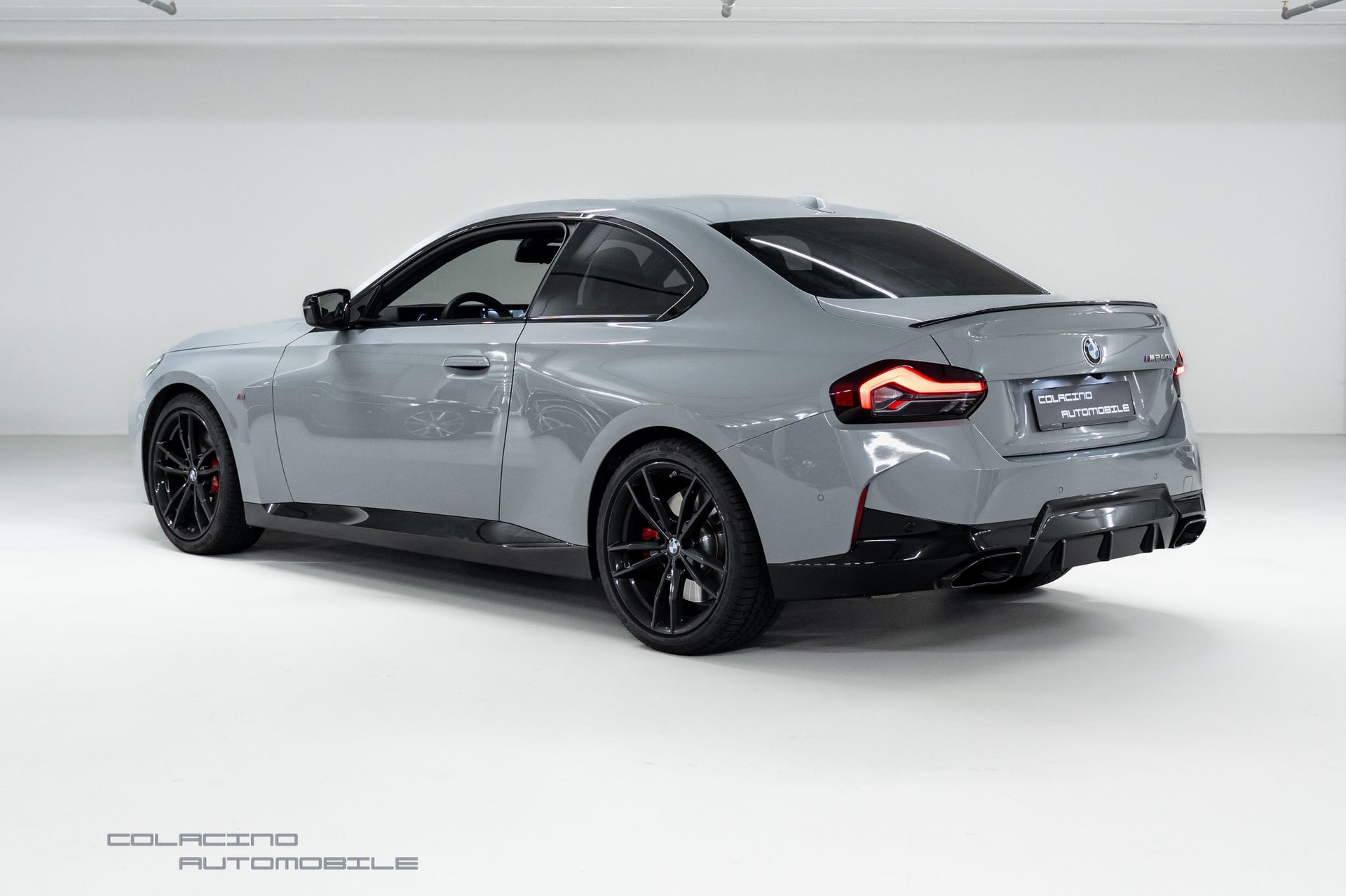 BMW M240i xDrive Steptronic-showroom-element-3