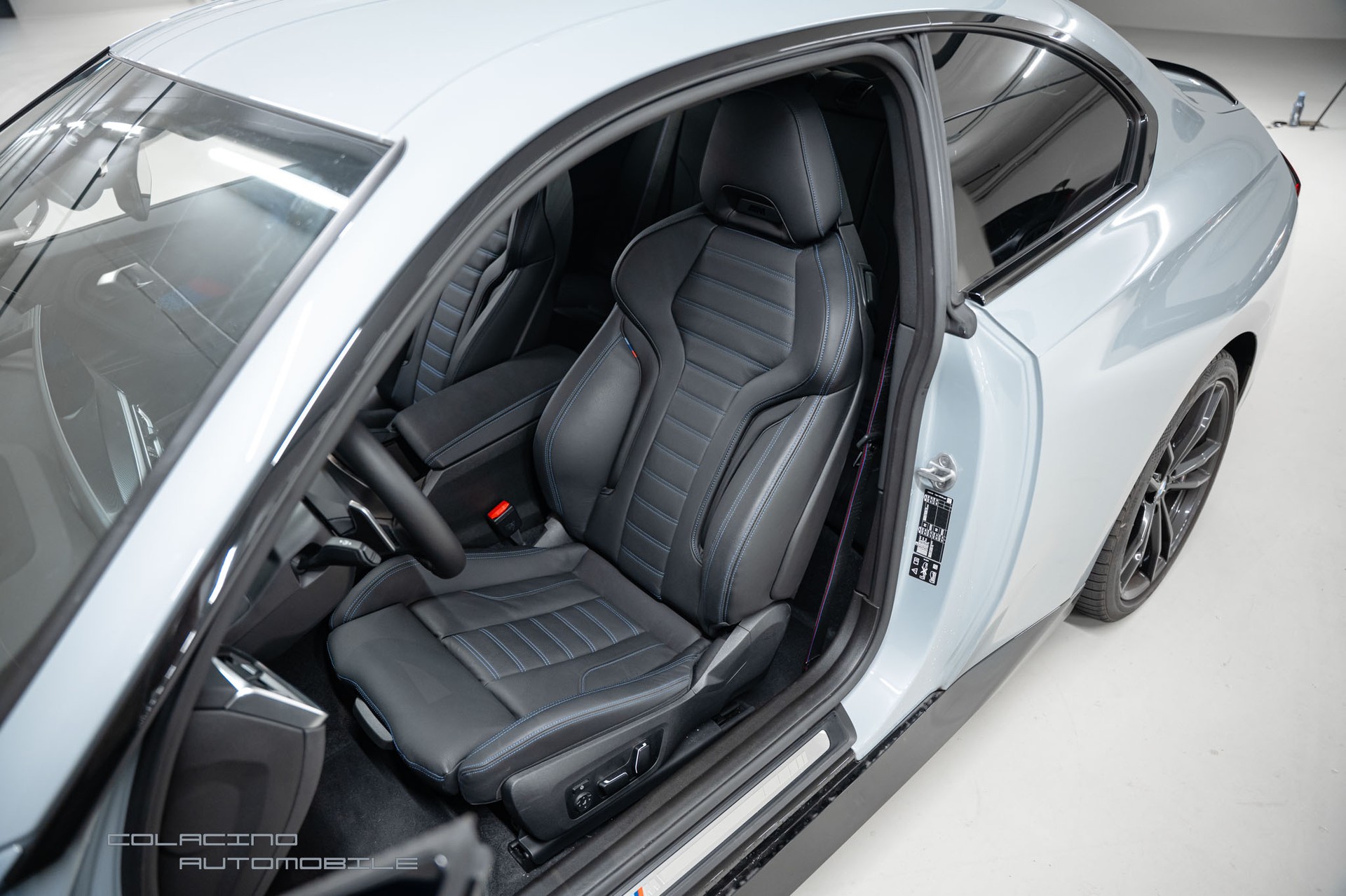 BMW M240i xDrive Steptronic-image-12