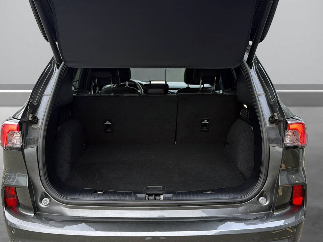 FORD Kuga 2.5 Plug-in Hybrid ST-Line X-image-8
