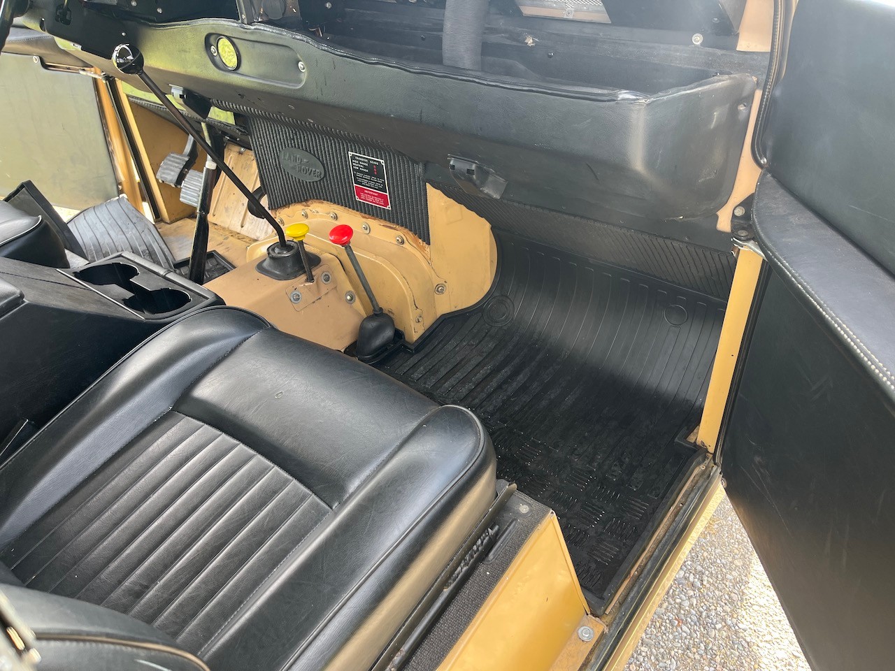 LAND ROVER 88 Serie 3 Station Wagon-image-15