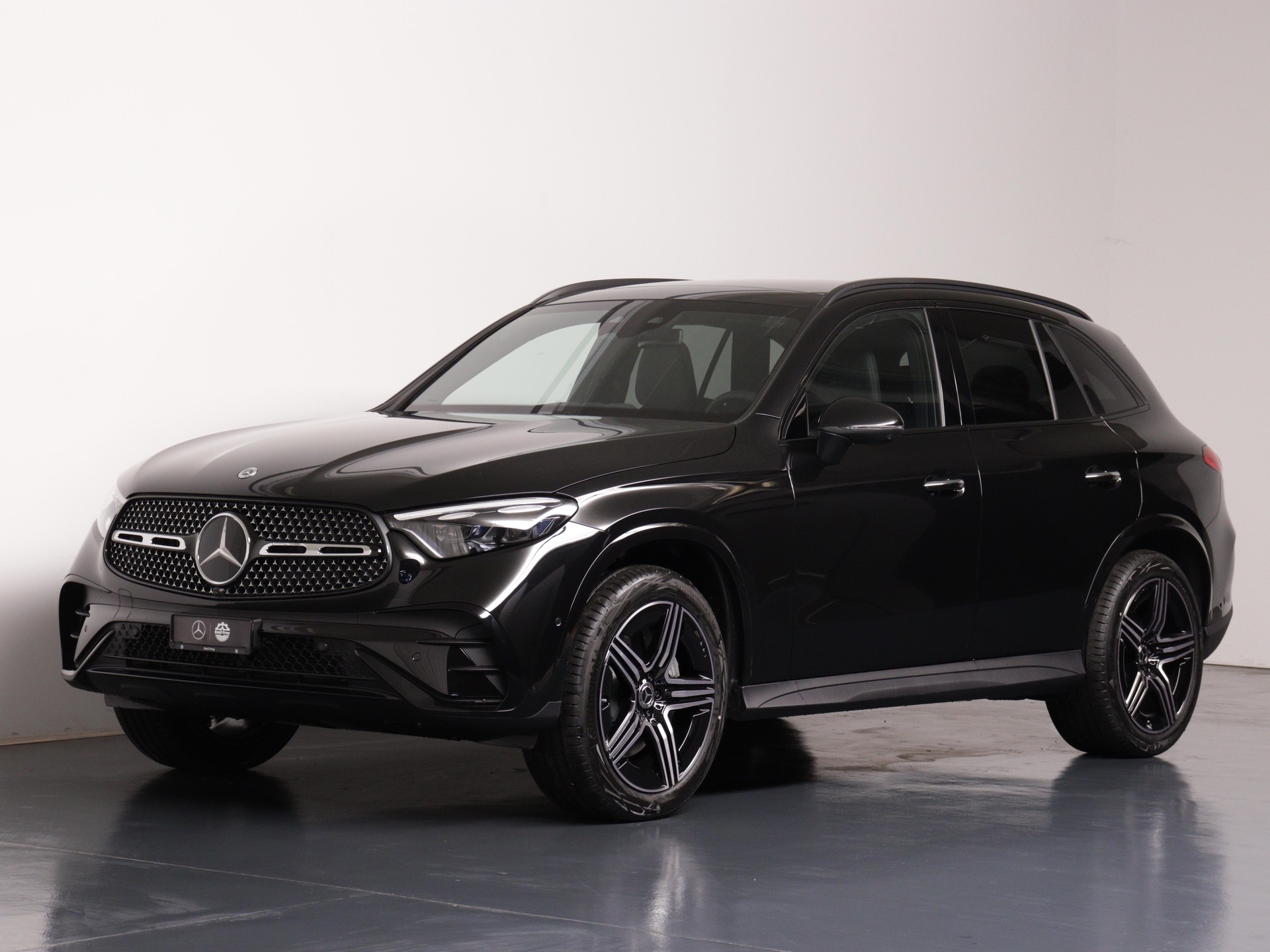 MERCEDES-BENZ GLC 200 AMG Line 4matic