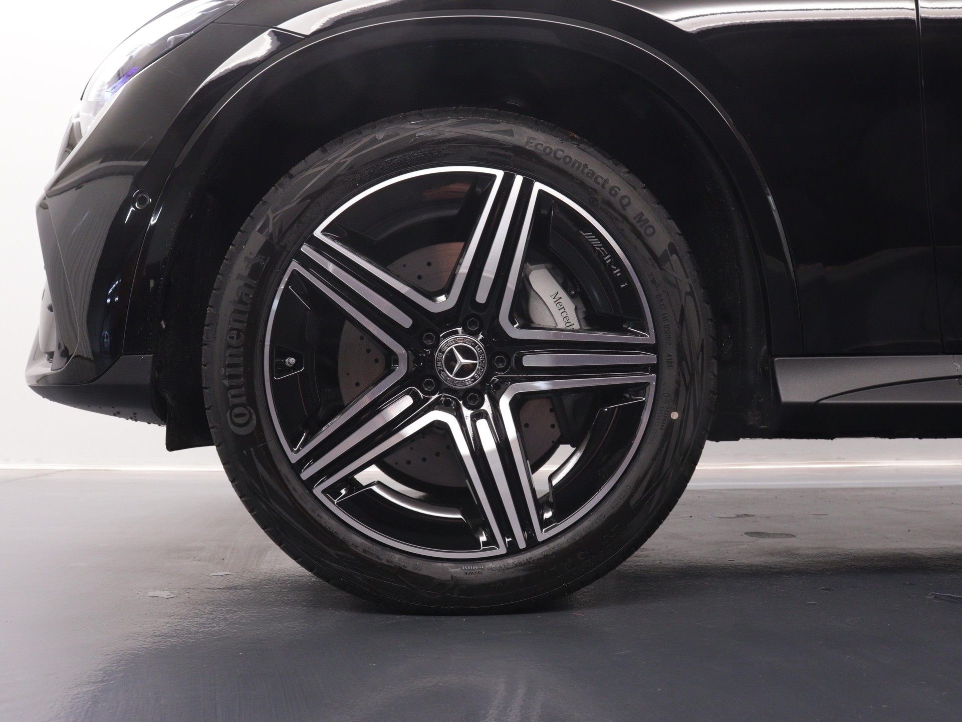 MERCEDES-BENZ GLC 200 AMG Line 4matic-image-16