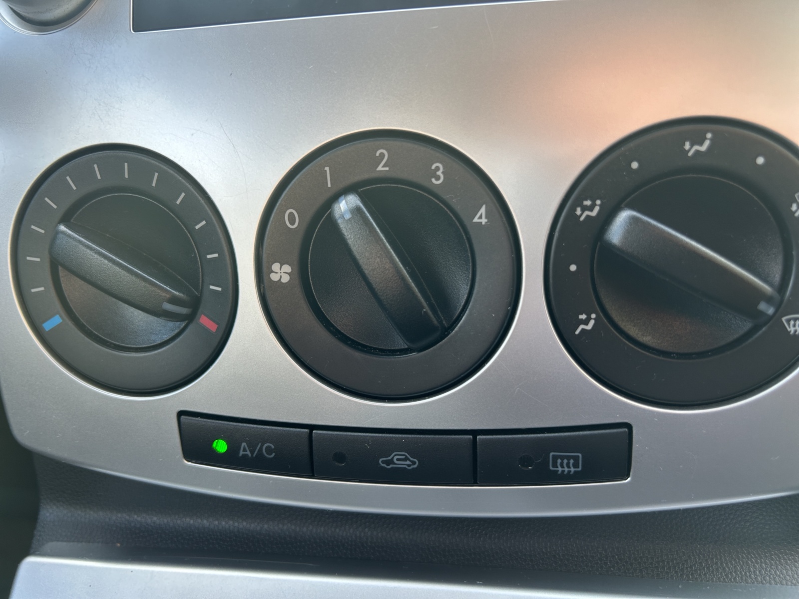 MAZDA 5 2.0 16V Sport-image-14