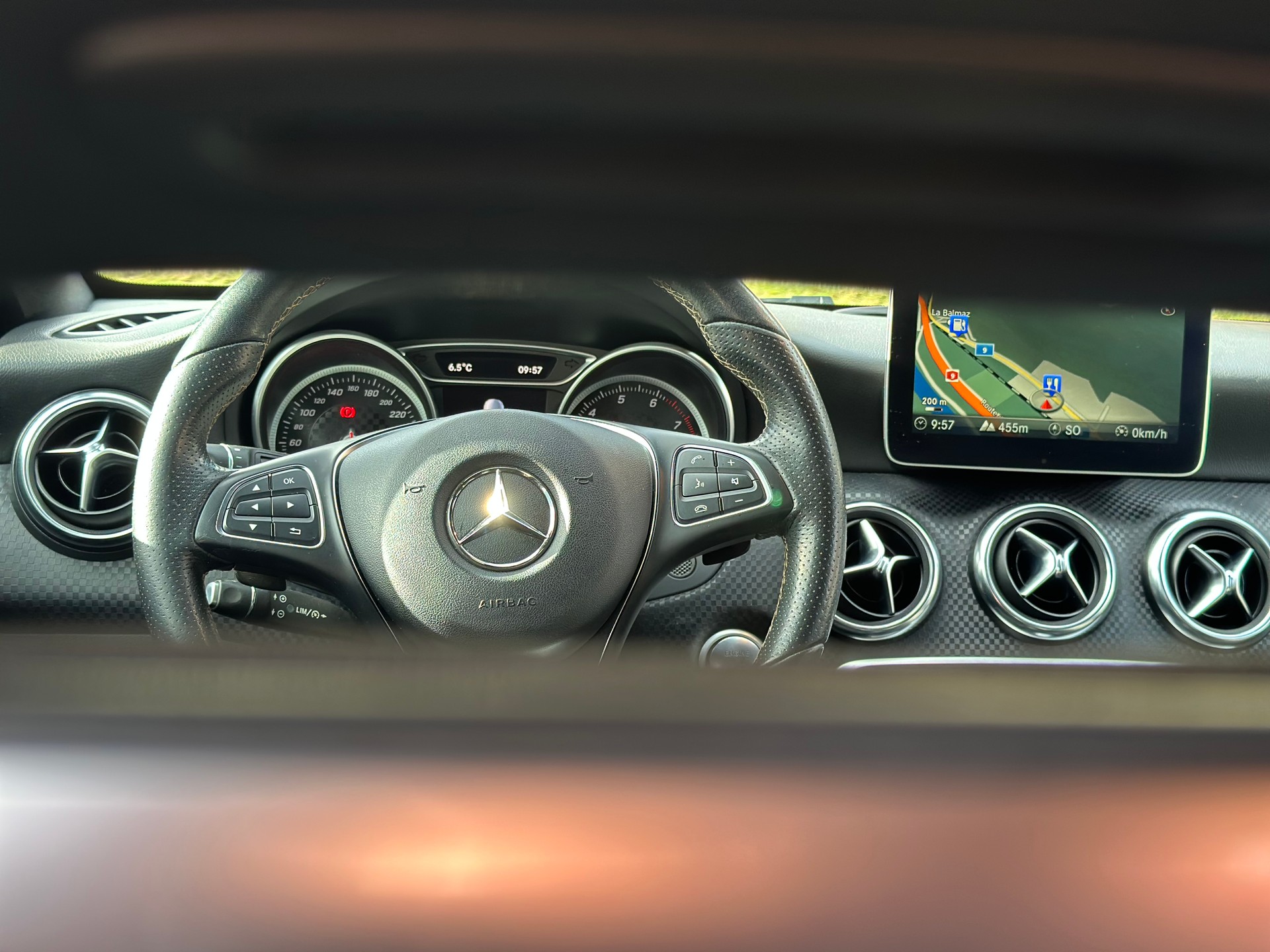 MERCEDES-BENZ A 180 Night Star 7G-DCT-image-10