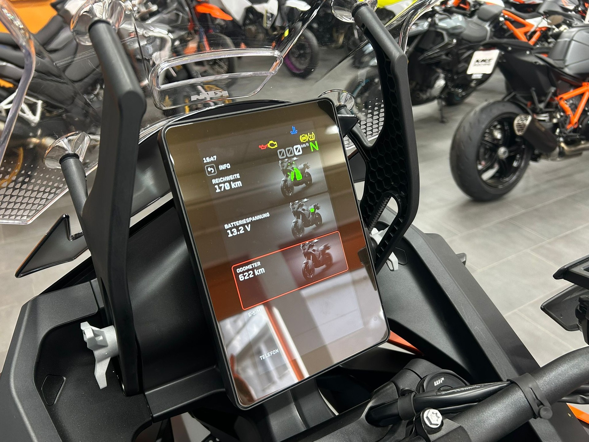 KTM 1390 Super Adventure S EVO-image-7