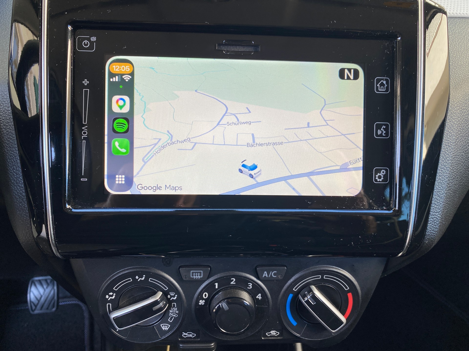 SUZUKI Swift 1.2 Compact + 4x4 Hybrid-image-18
