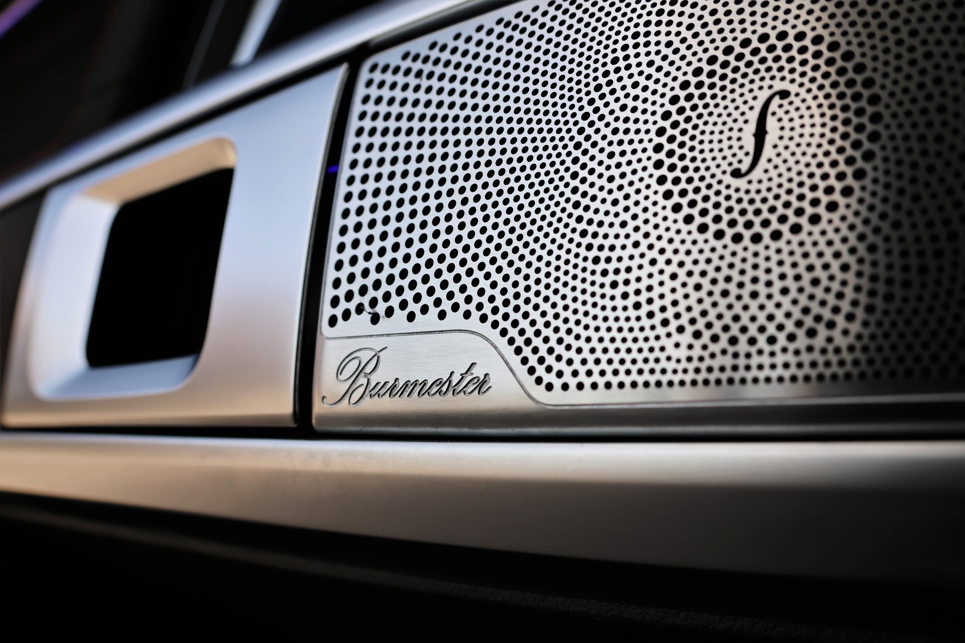 MERCEDES-BENZ G 350 d AMG Line 9G-Tronic (CH) "Manufaktur"-image-13