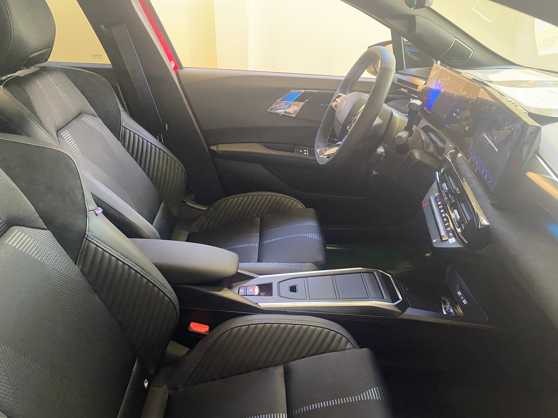 RENAULT Clio 1.8 E-Tech Esprit Alpine-image-7