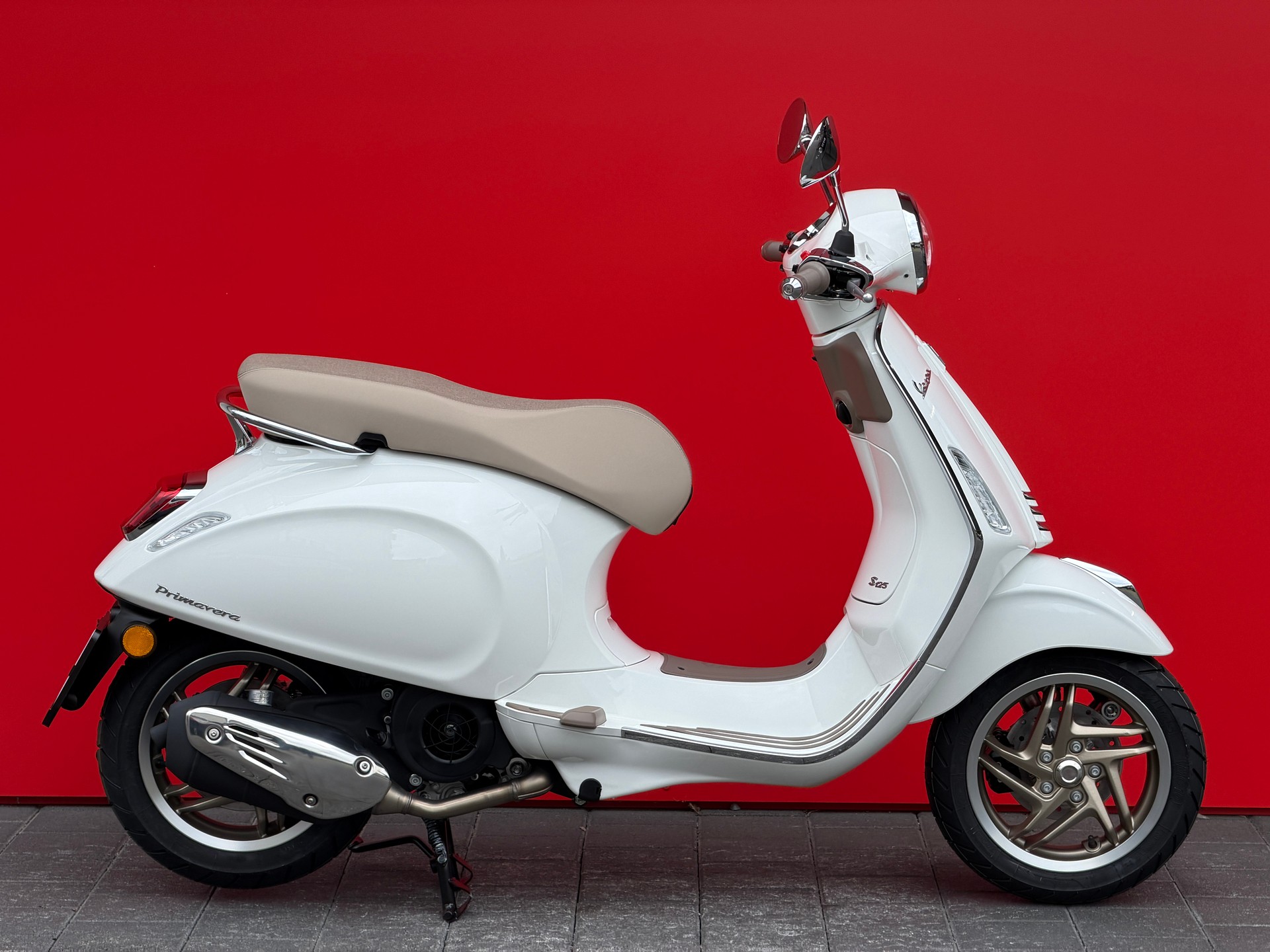 PIAGGIO Vespa 125 Primavera S MY26-image-0