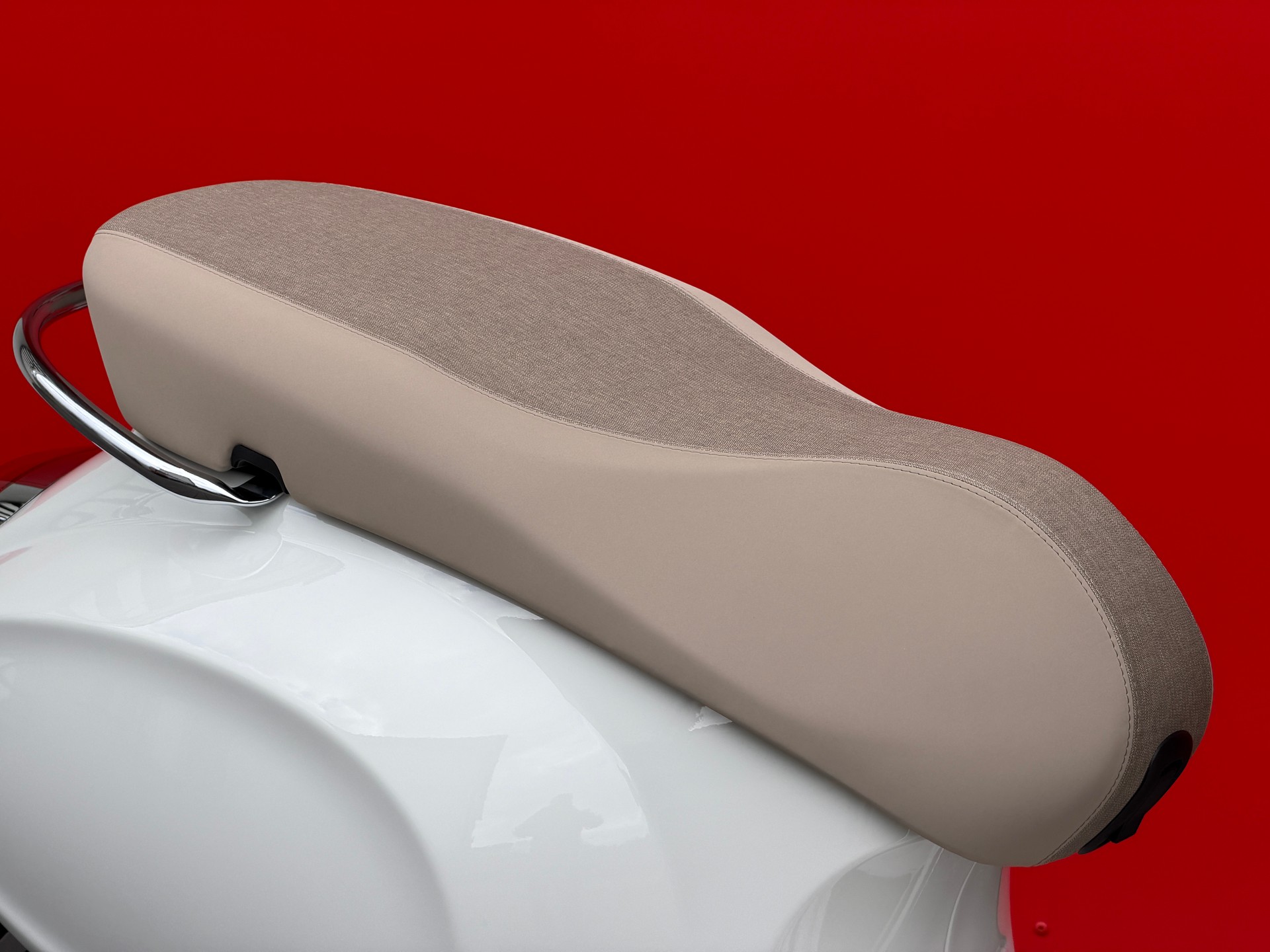 PIAGGIO Vespa 125 Primavera S MY26-image-10