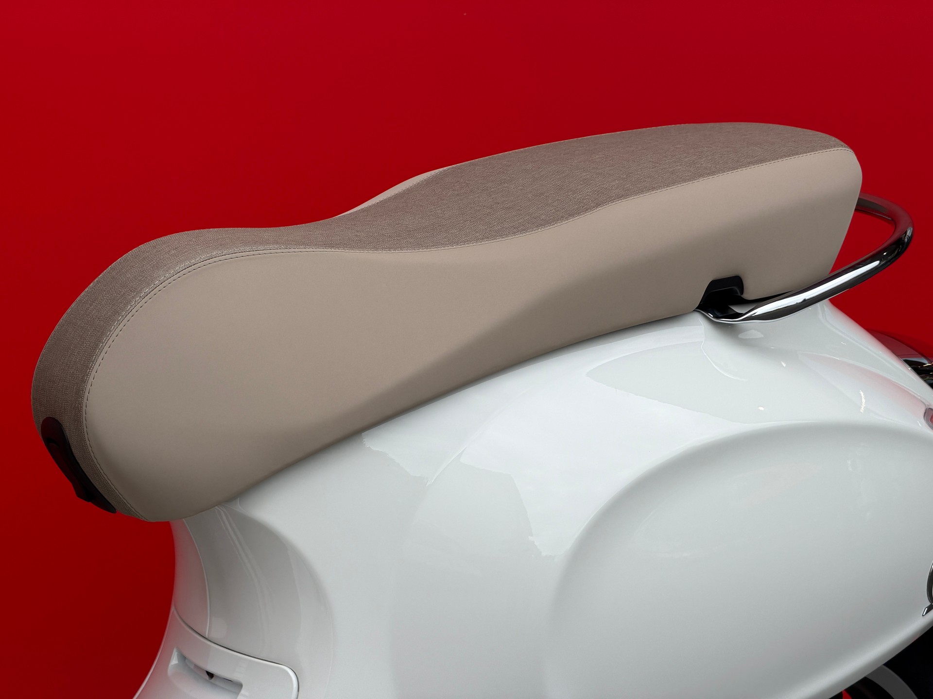 PIAGGIO Vespa 125 Primavera S MY26-image-4