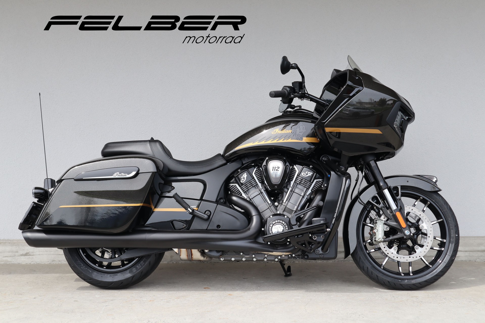 INDIAN Challenger Dark Horse-image-0