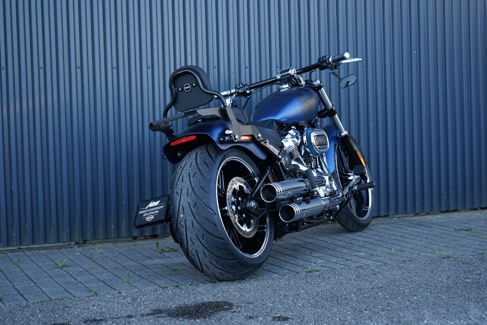 HARLEY-DAVIDSON FXBRS Breakout 114 ABS-image-3