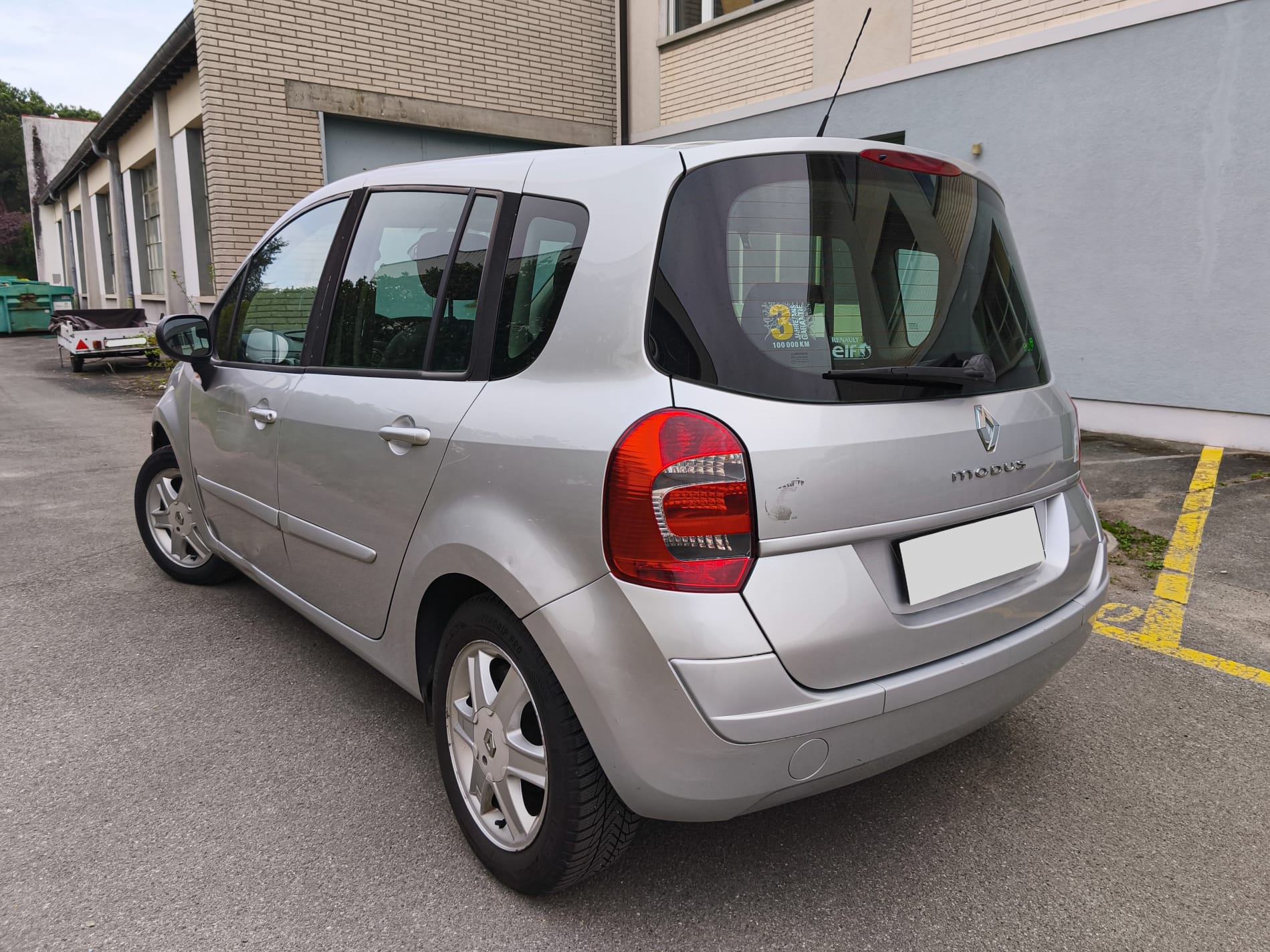 RENAULT Modus 1.2 16V T Dynamique-image-3