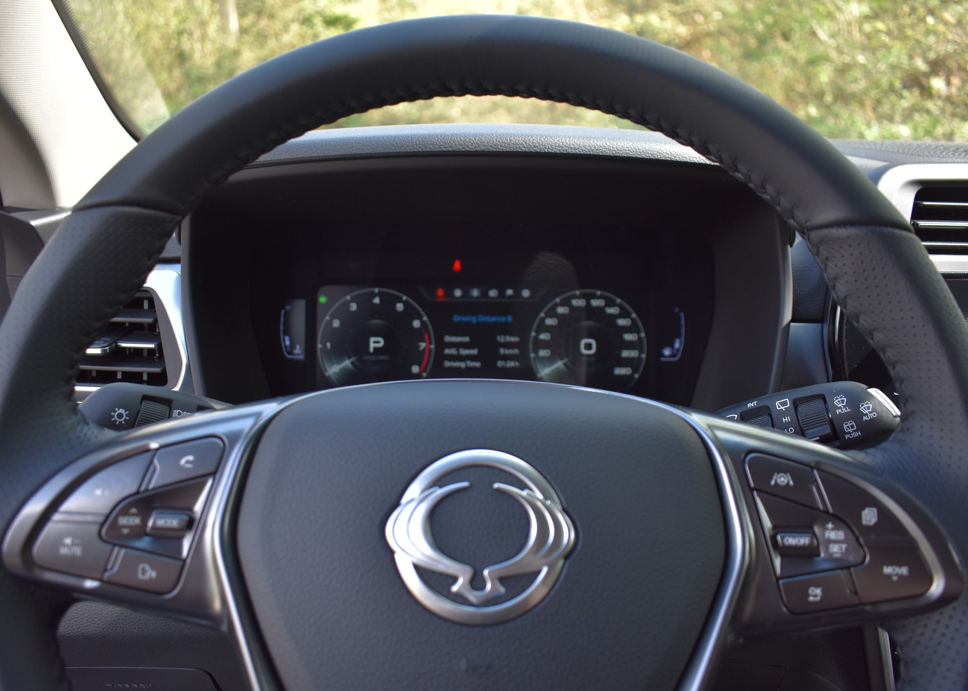 KGM-SsangYong Tivoli 1.5 T GDI Steel 4WD Automat-image-10