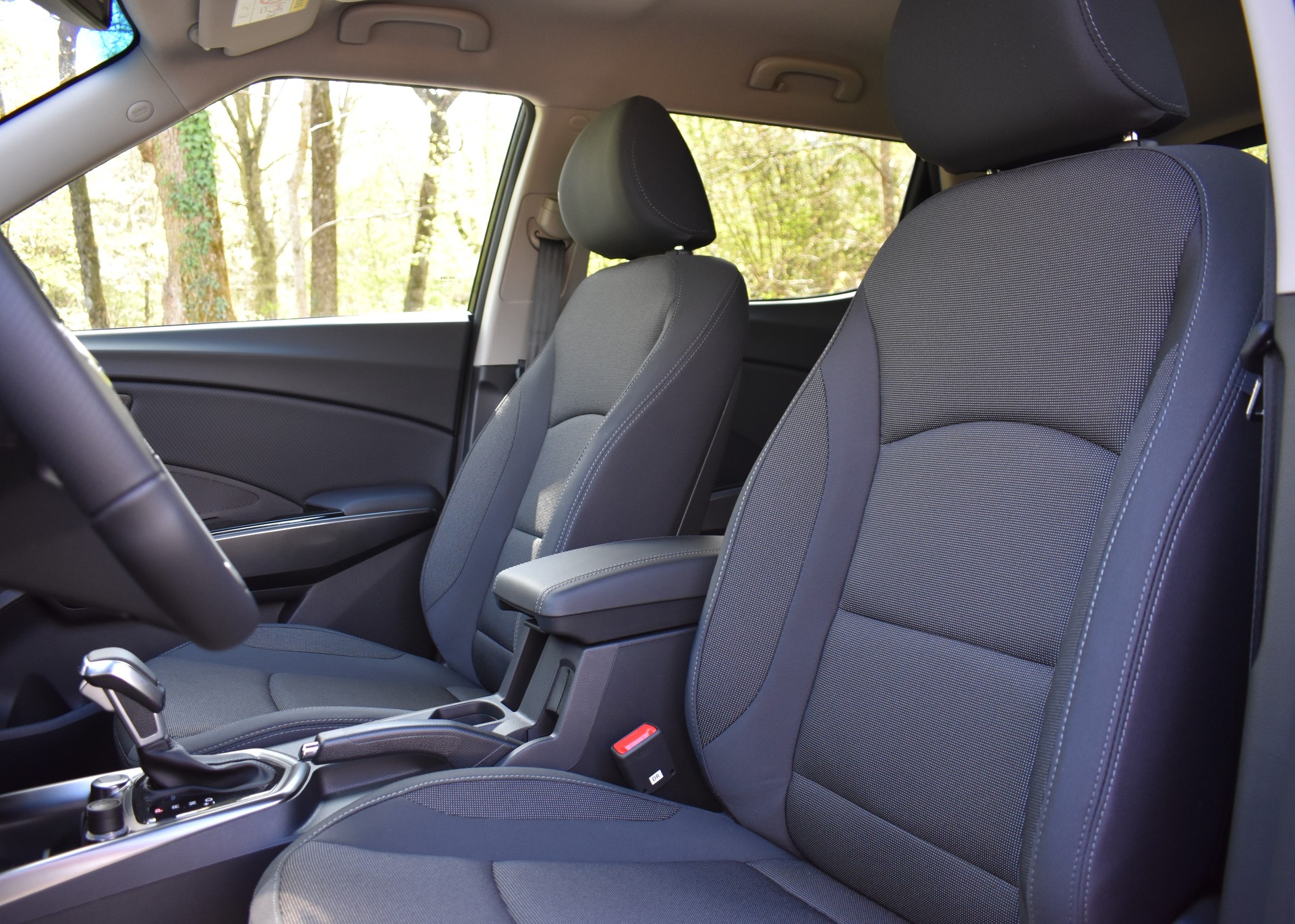 KGM-SsangYong Tivoli 1.5 T GDI Steel 4WD Automat-image-6